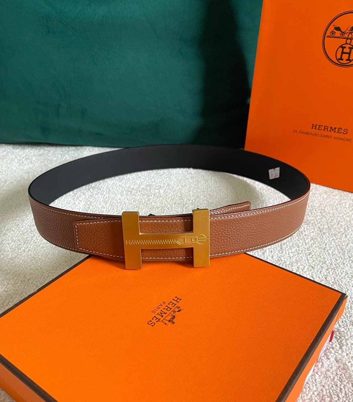 Hermès Reversible H Belt – Togo Leather Strap with Iconic H Buckle