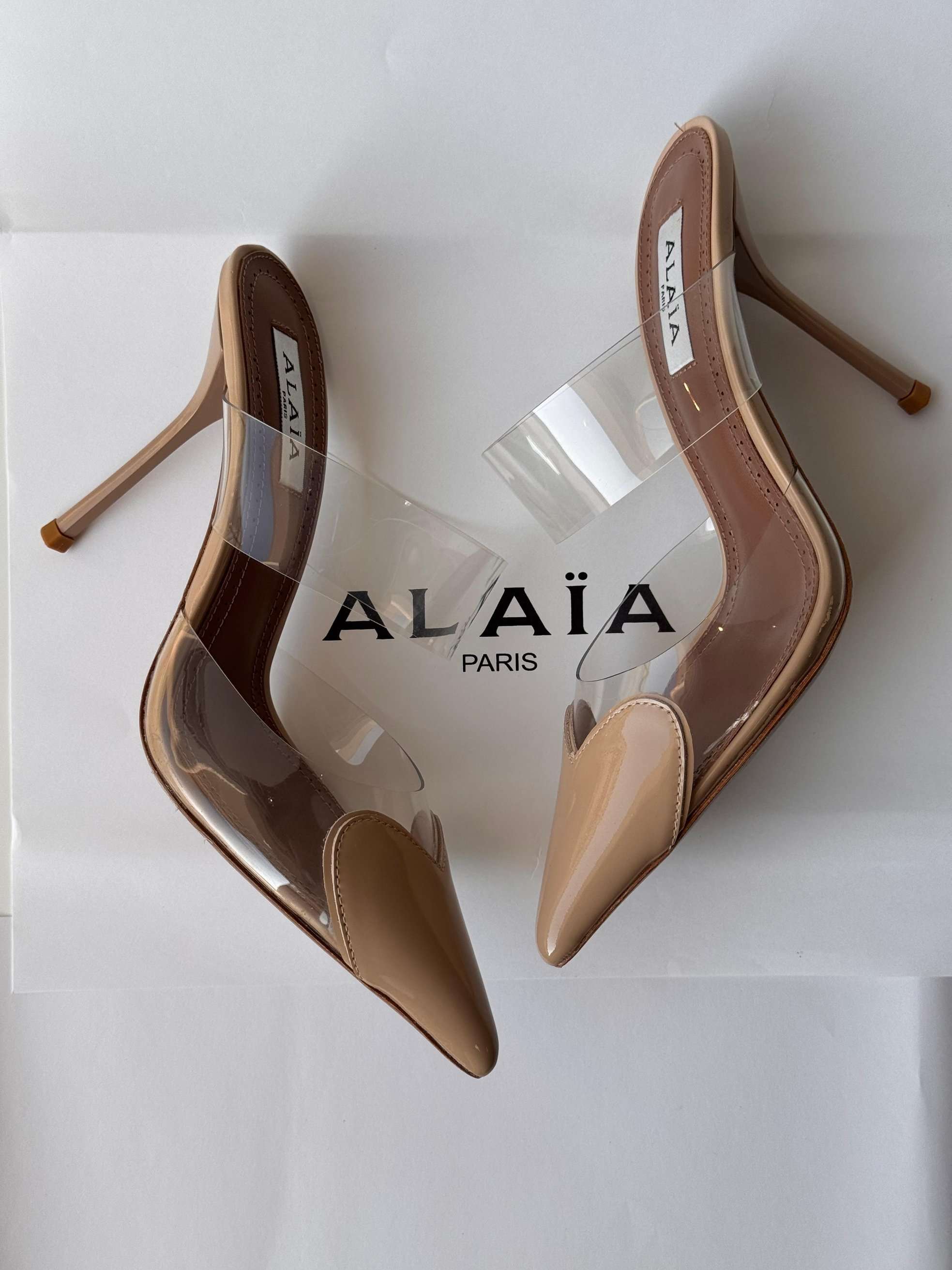 Alaia Patent Leather Le Coeur