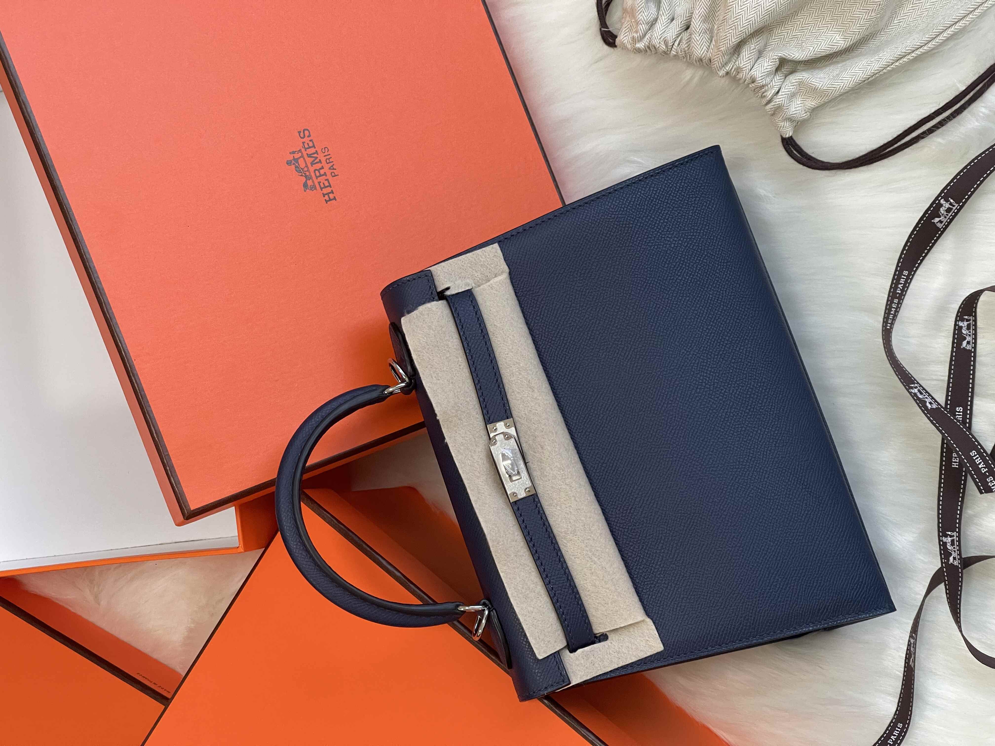 Hermes Kelly