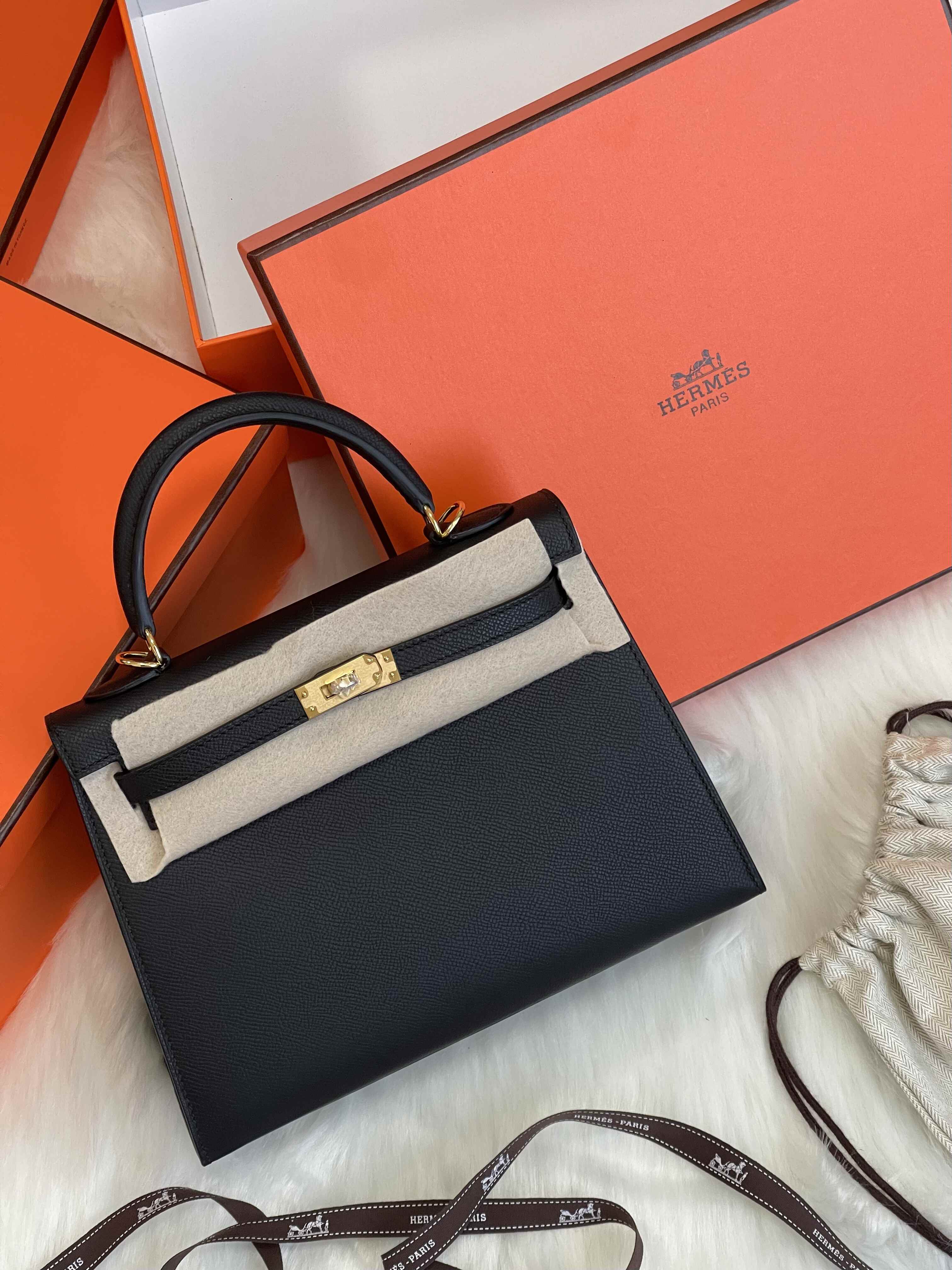 Hermes Kelly