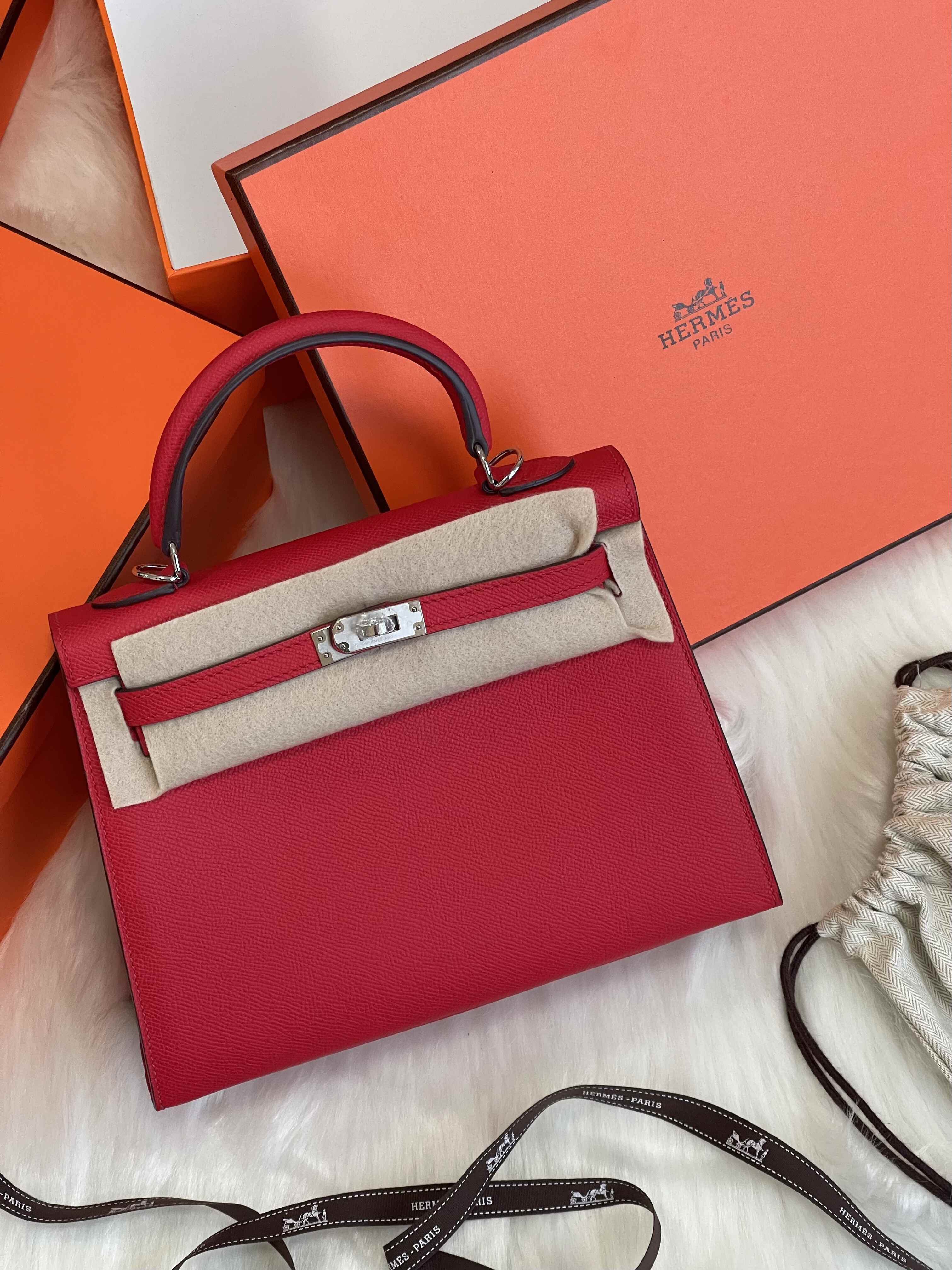 Hermes Kelly