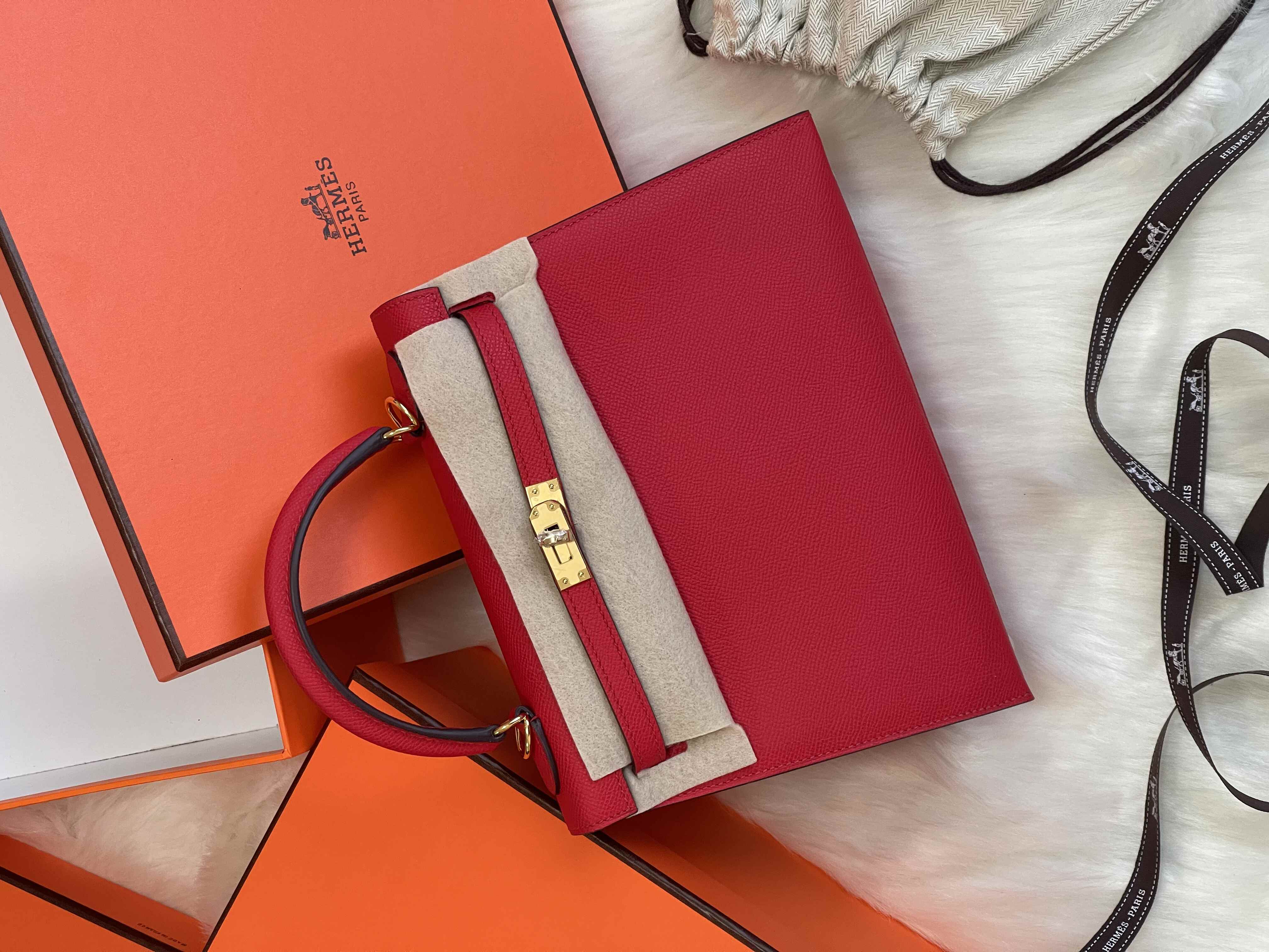Hermes Kelly