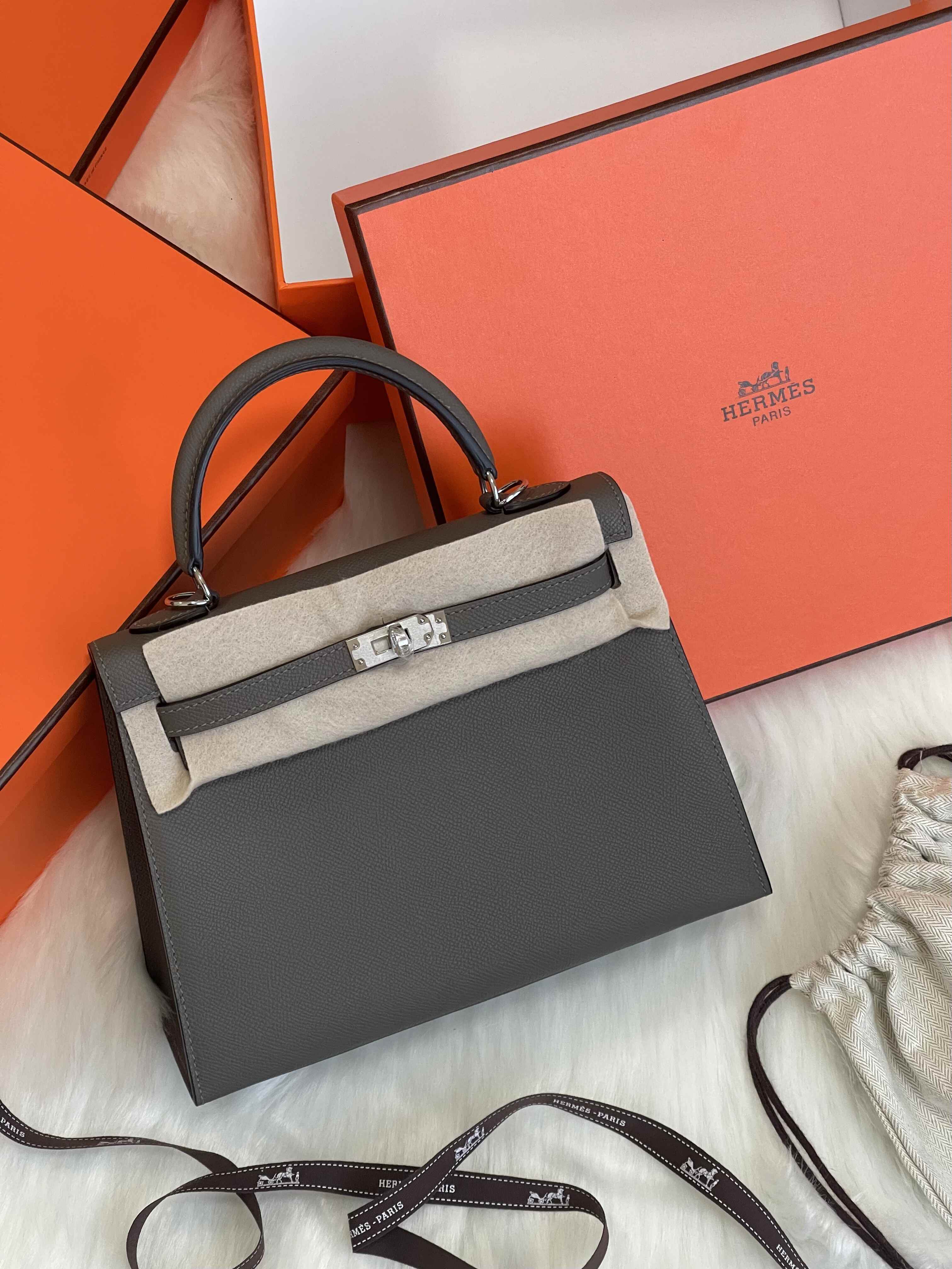 Hermes Kelly