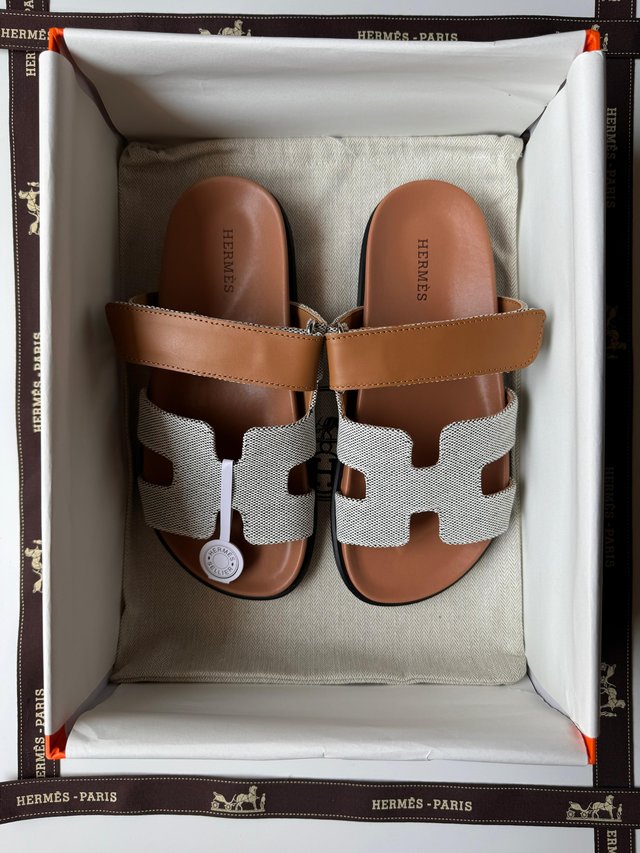 Hermes Chypre sandals