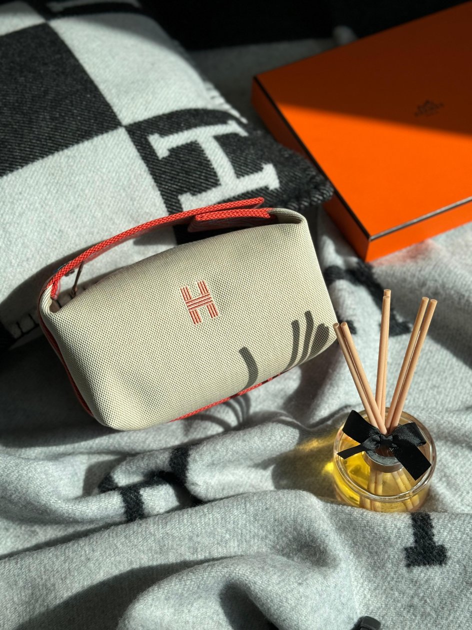 Hermes Makeup bag