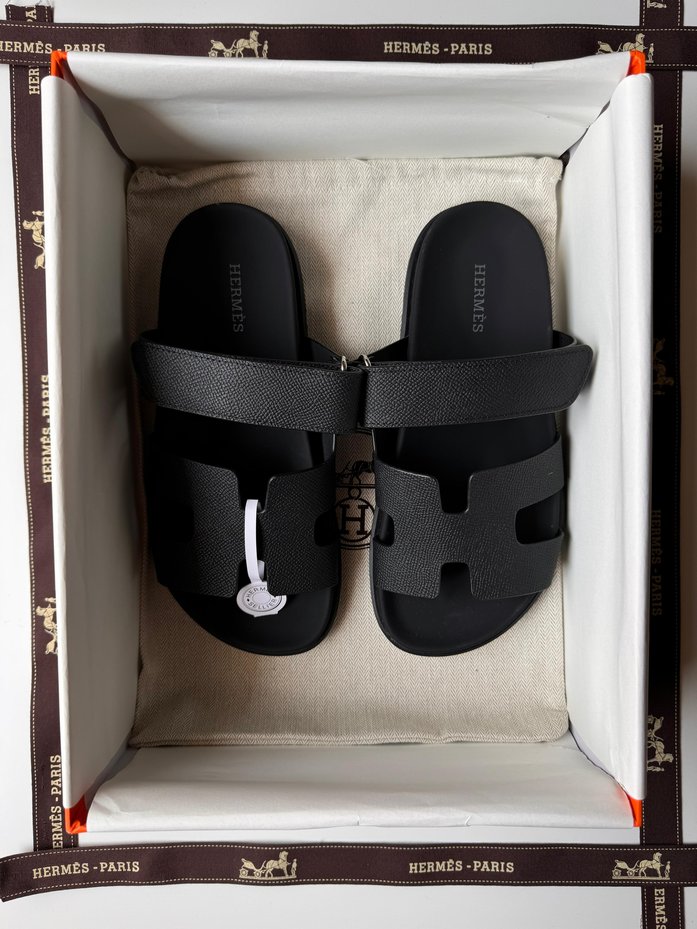 Hermes Chypre sandals