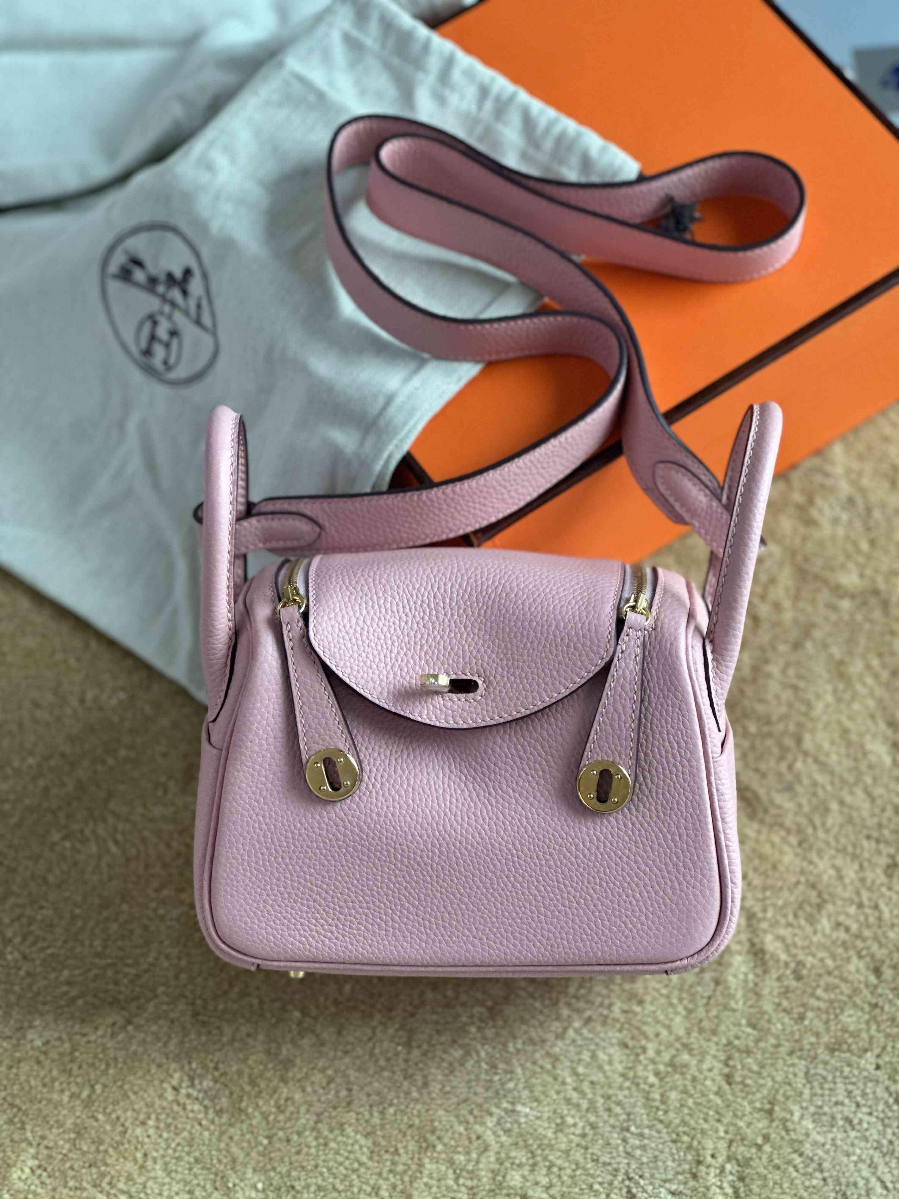 Hermès Mini Lindy Togo