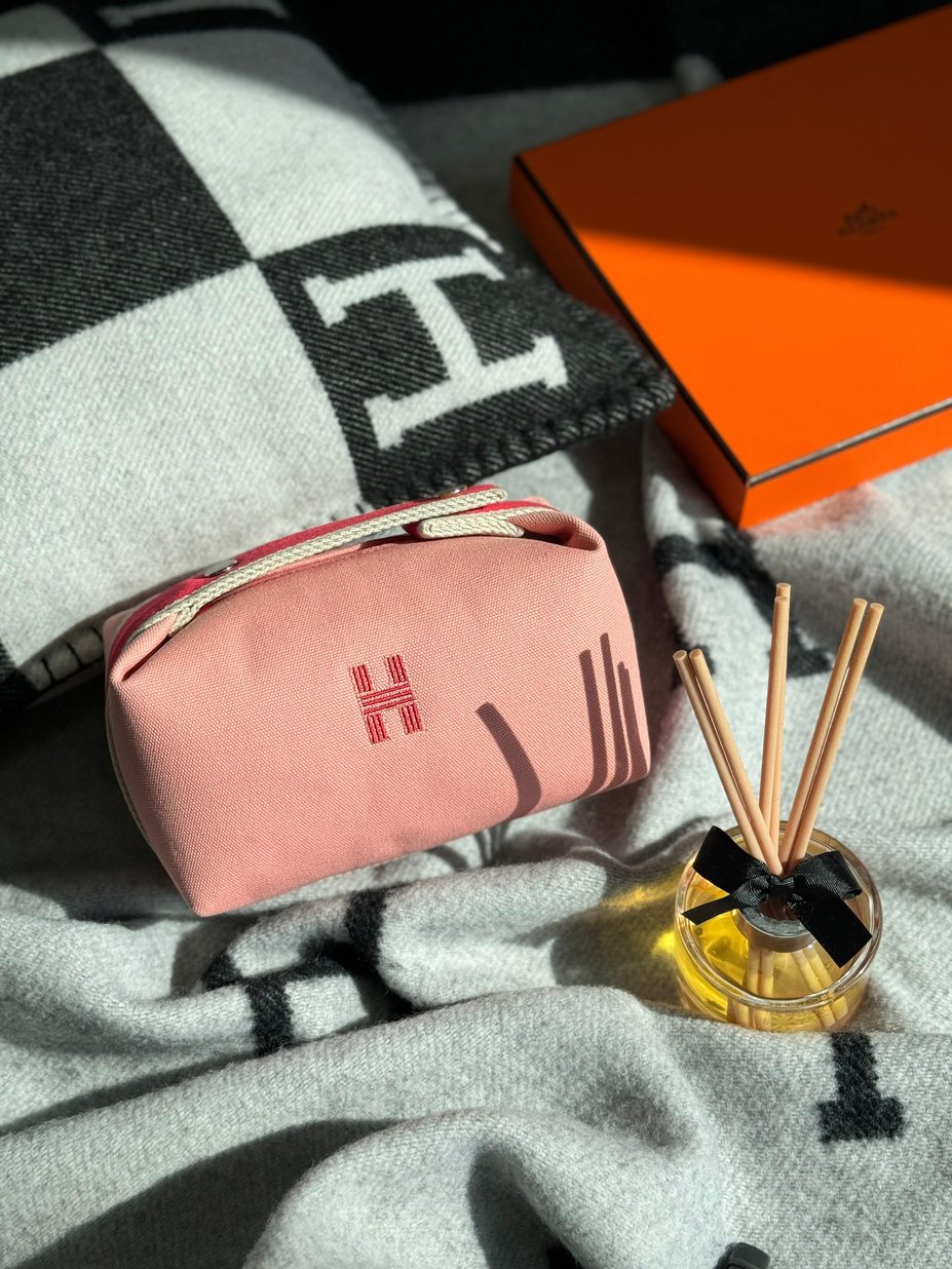 Hermes Makeup bag