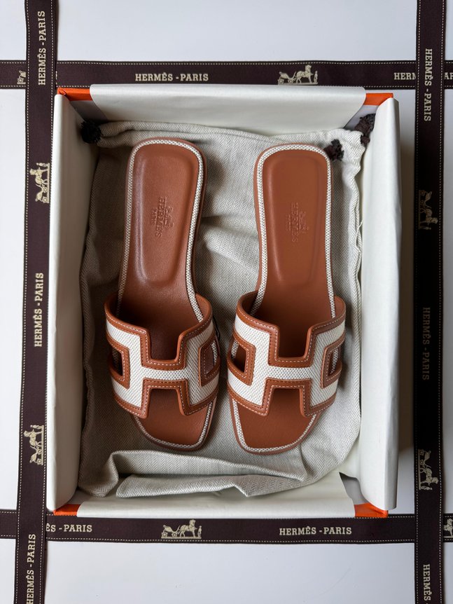 Hermes Oran Sandal