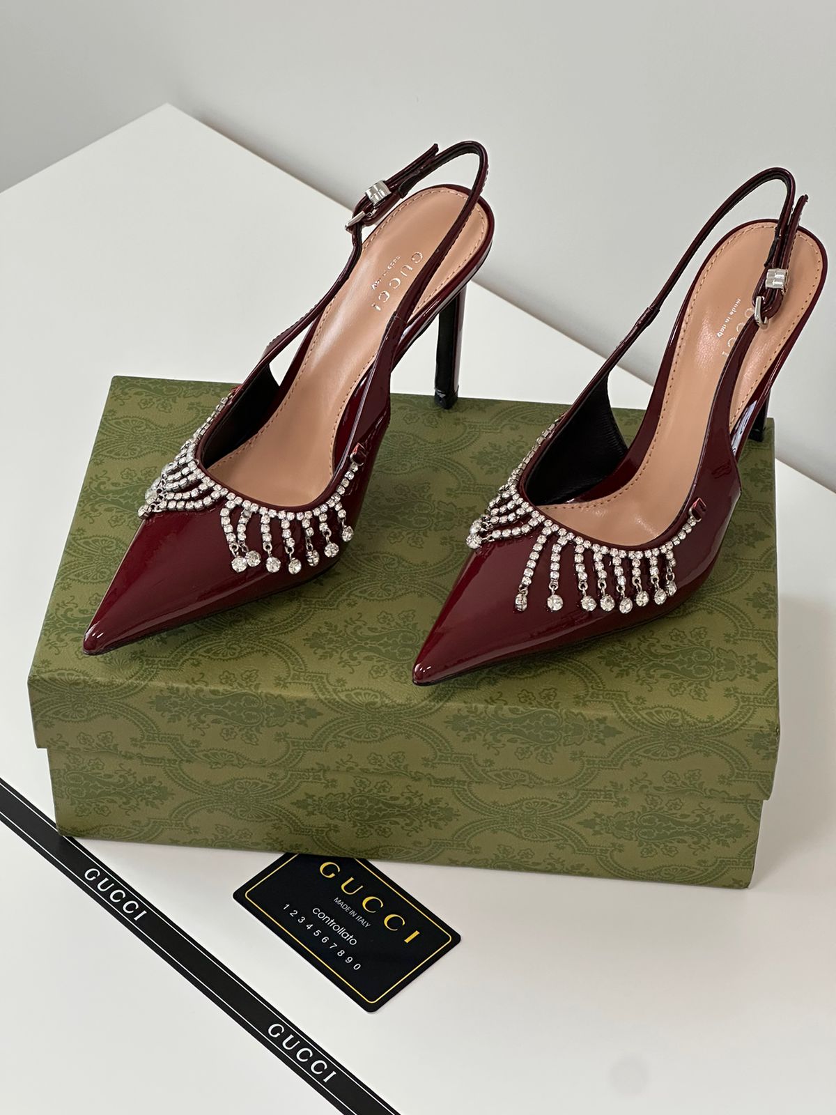 Gucci Guinevere Leather Slingback Pumps