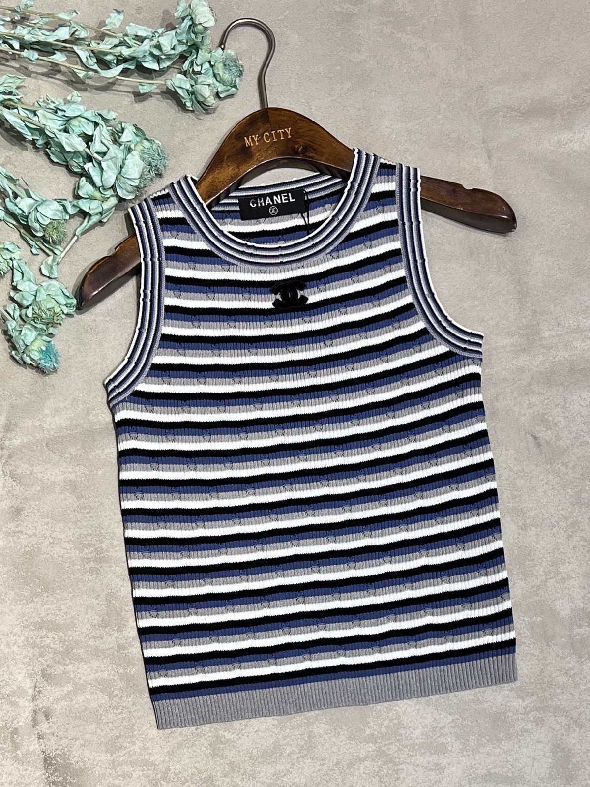 Chanel Top