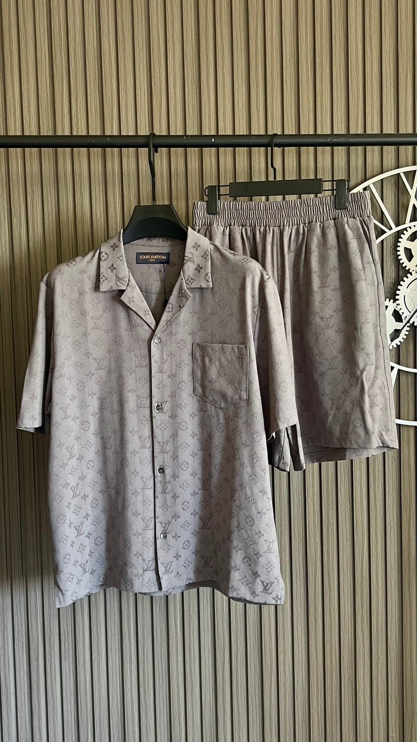 Louis Vuitton Set