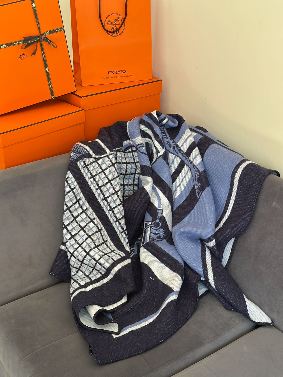Hermes Blanket