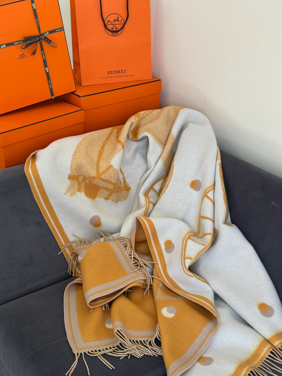 Hermes Blanket