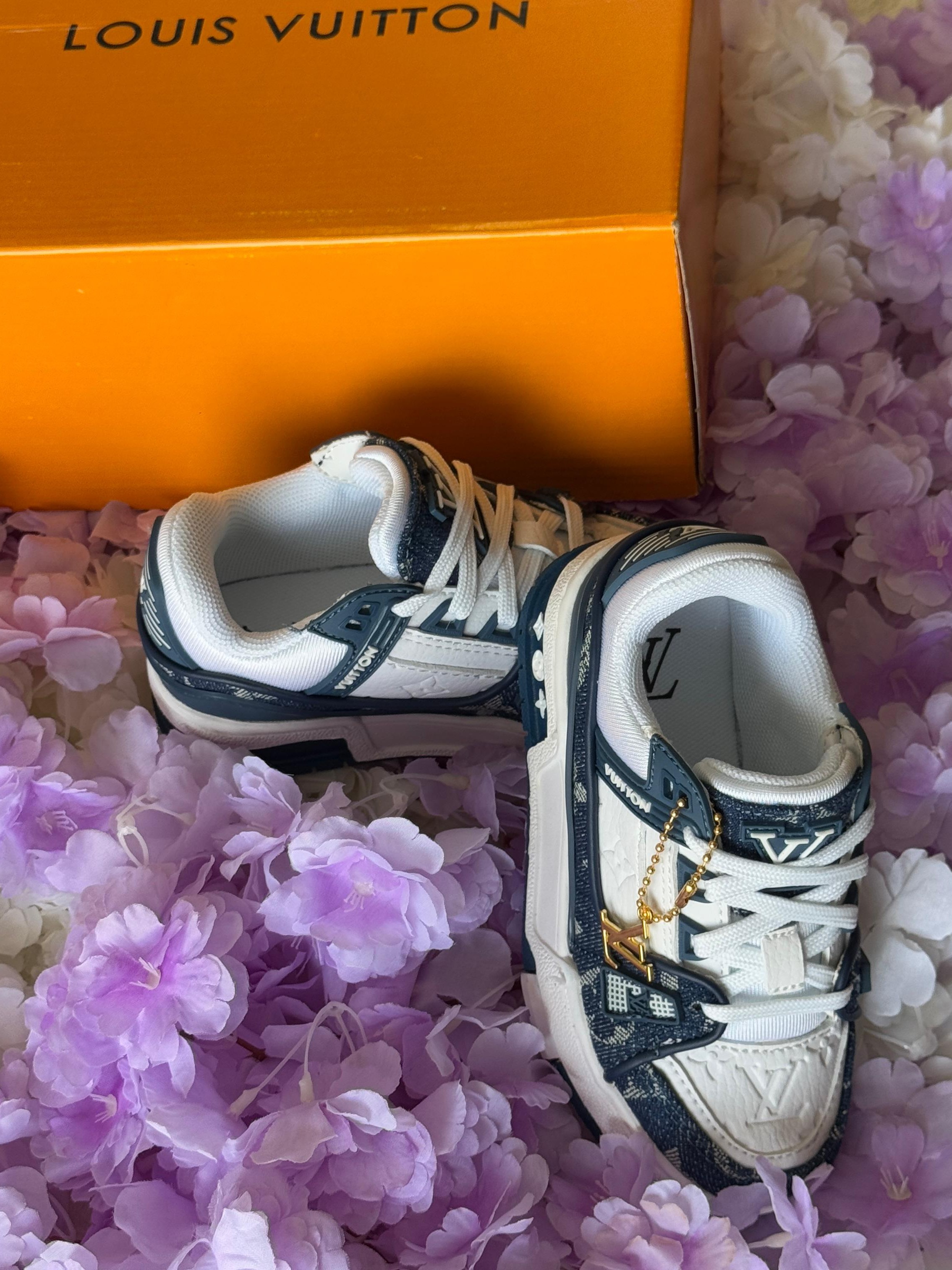 Louis Vuitton Childrens Sneakers