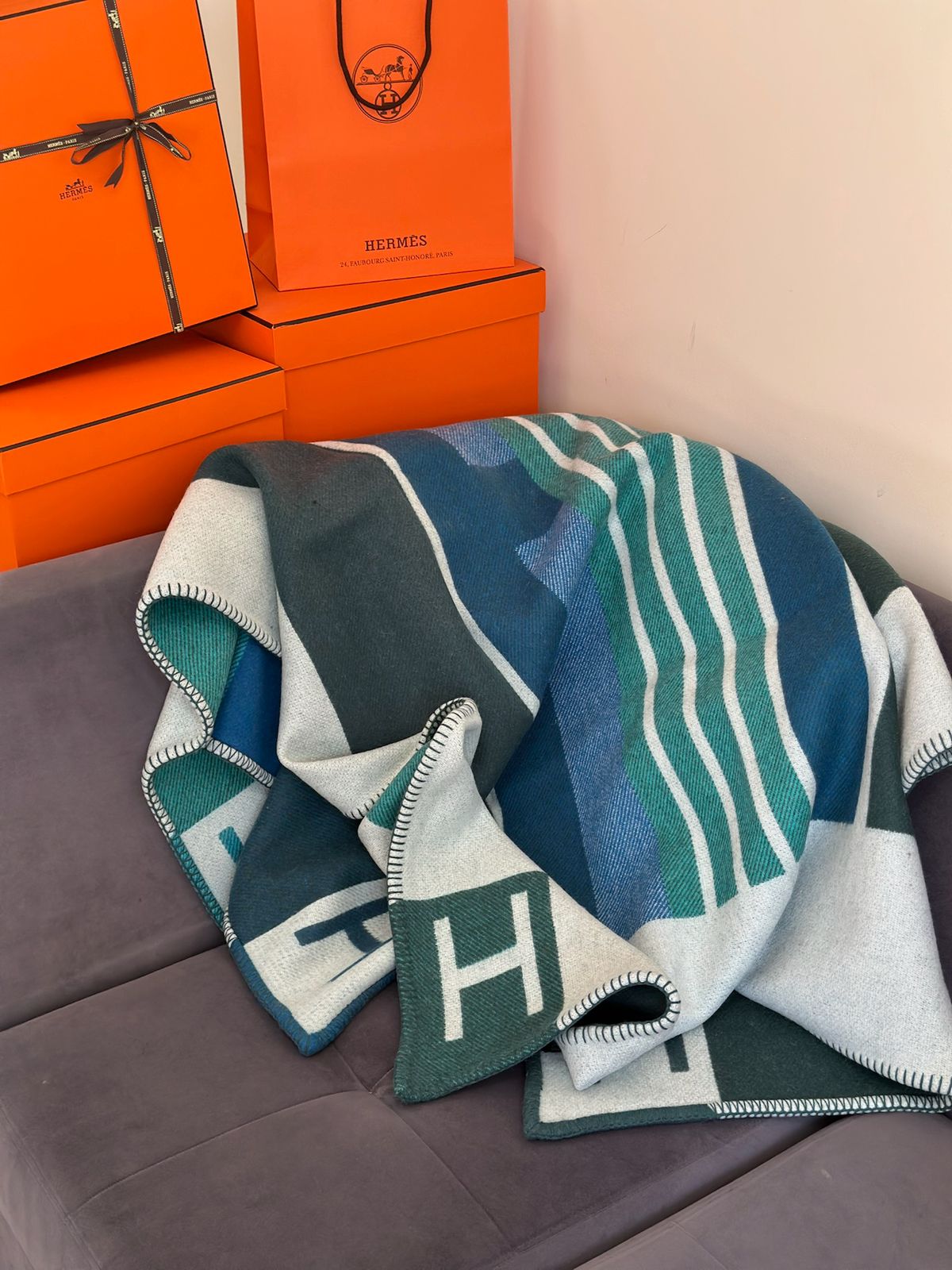 Hermes Blanket