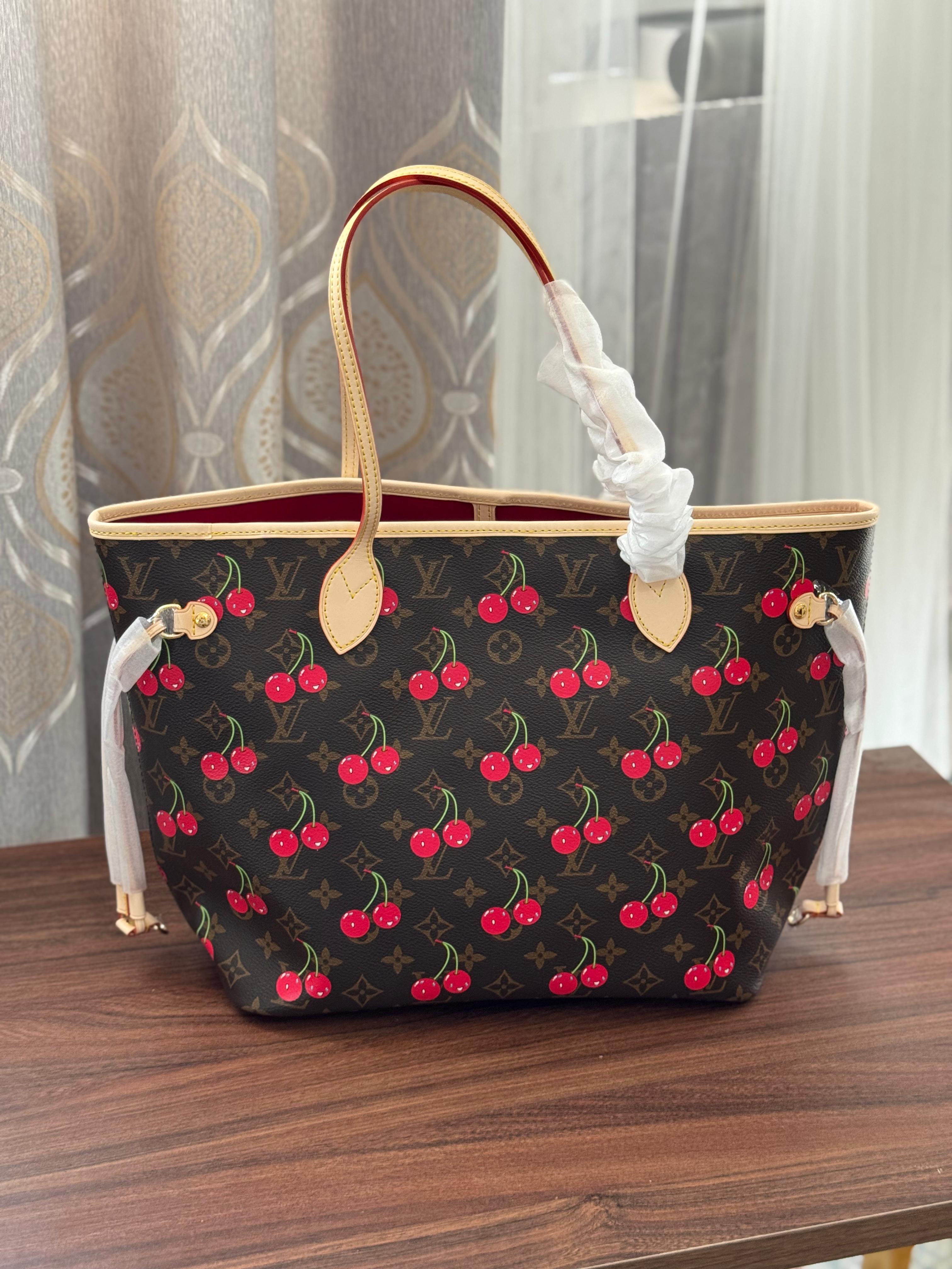Louis Vuitton Speedy