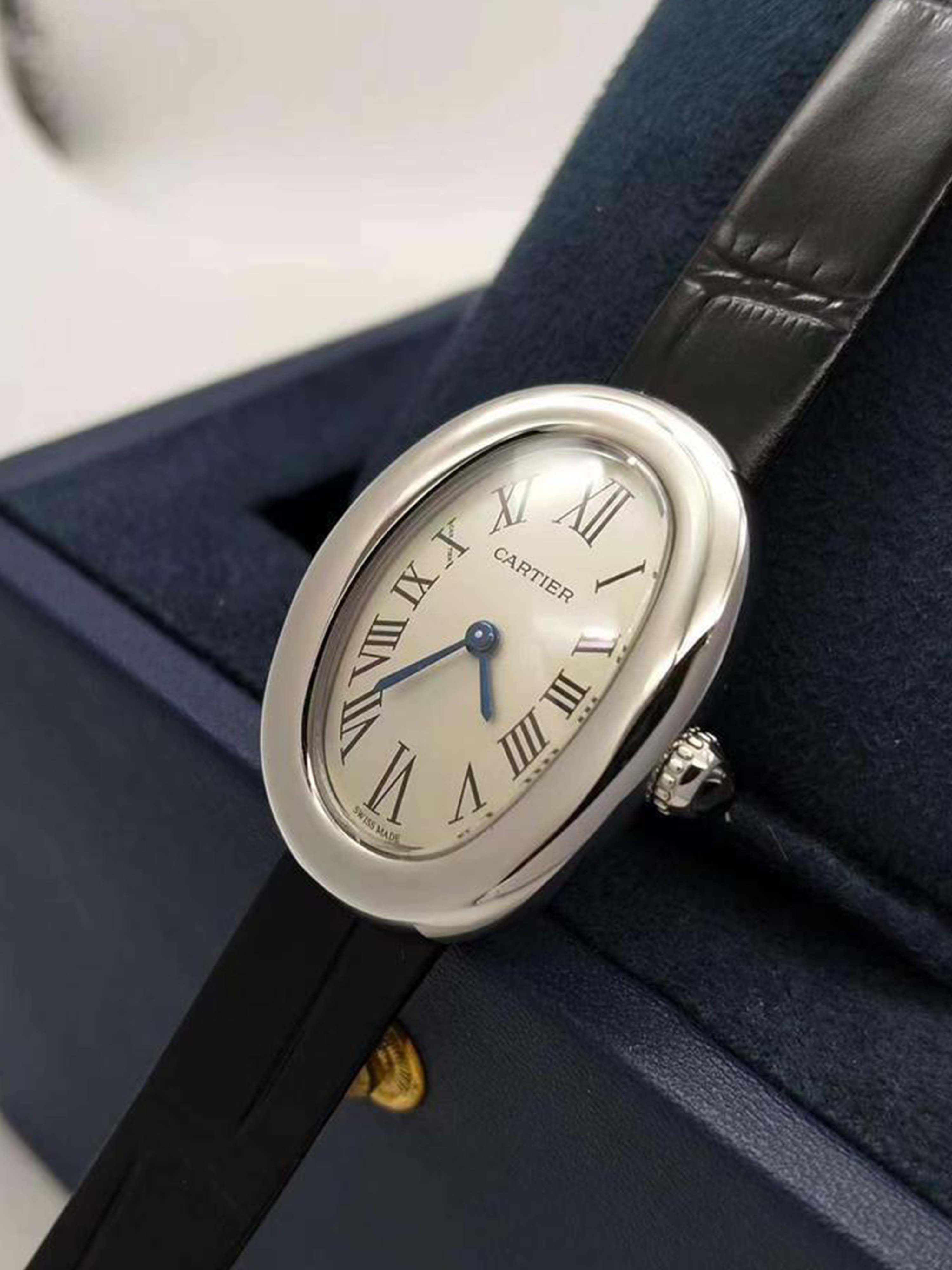 Cartier Baignoire Black Leather Ladies Watch Collection