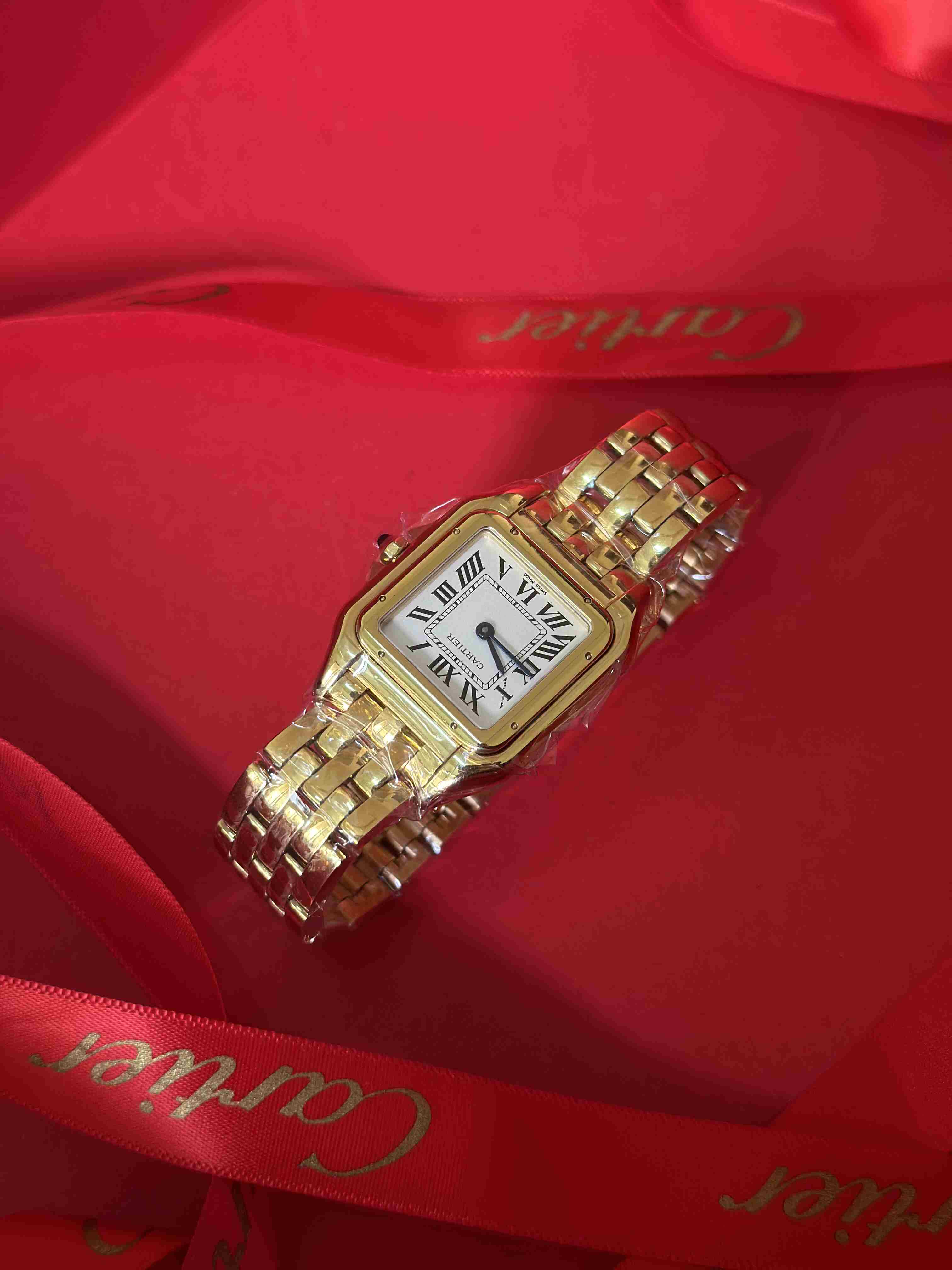 Cartier Panthère de Cartier Gold Watch – Classic & Diamond Variants for Women