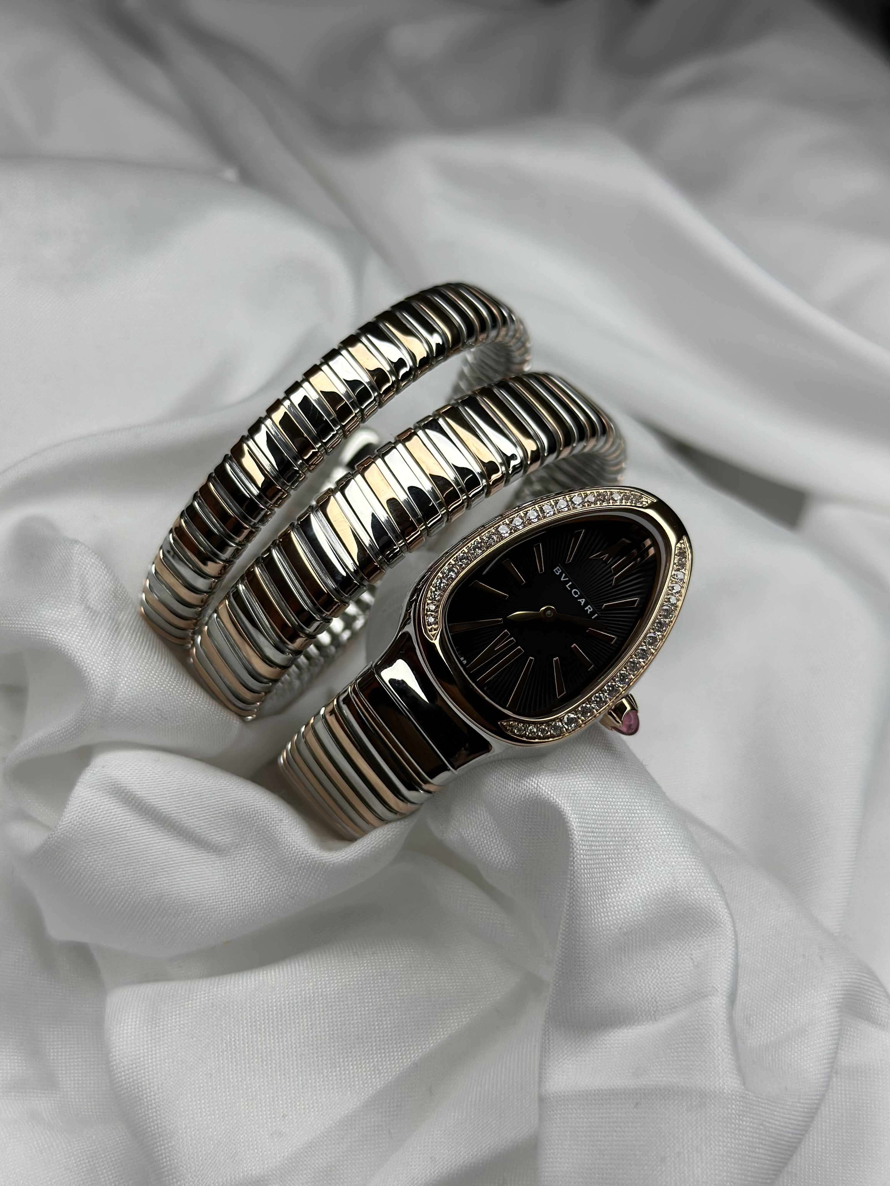 Bvlgari Serpenti Tubogas Black Dial Ladies Watch Collection