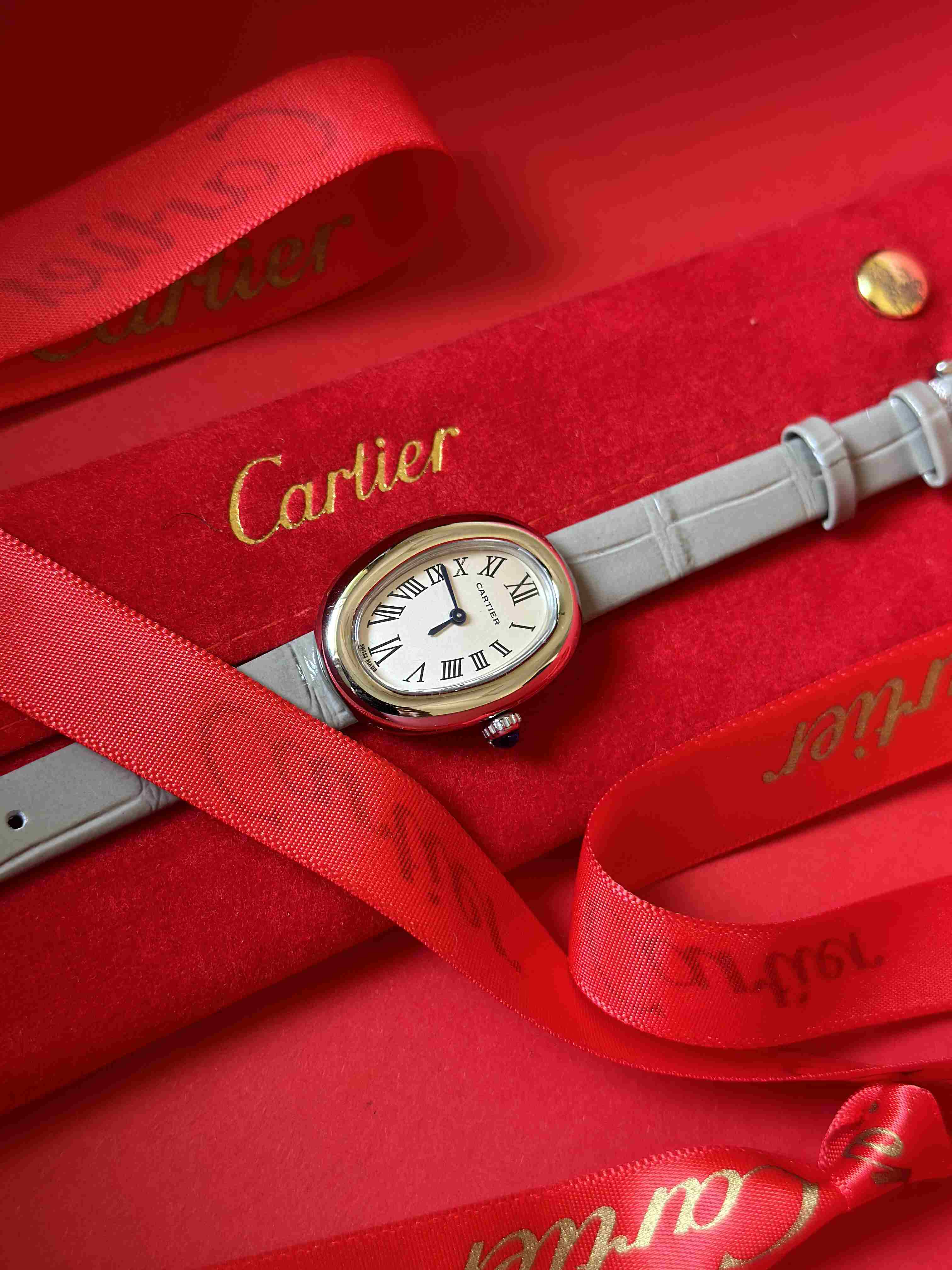 Cartier Baignoire Ladies Watch – Classic Leather Strap Collection