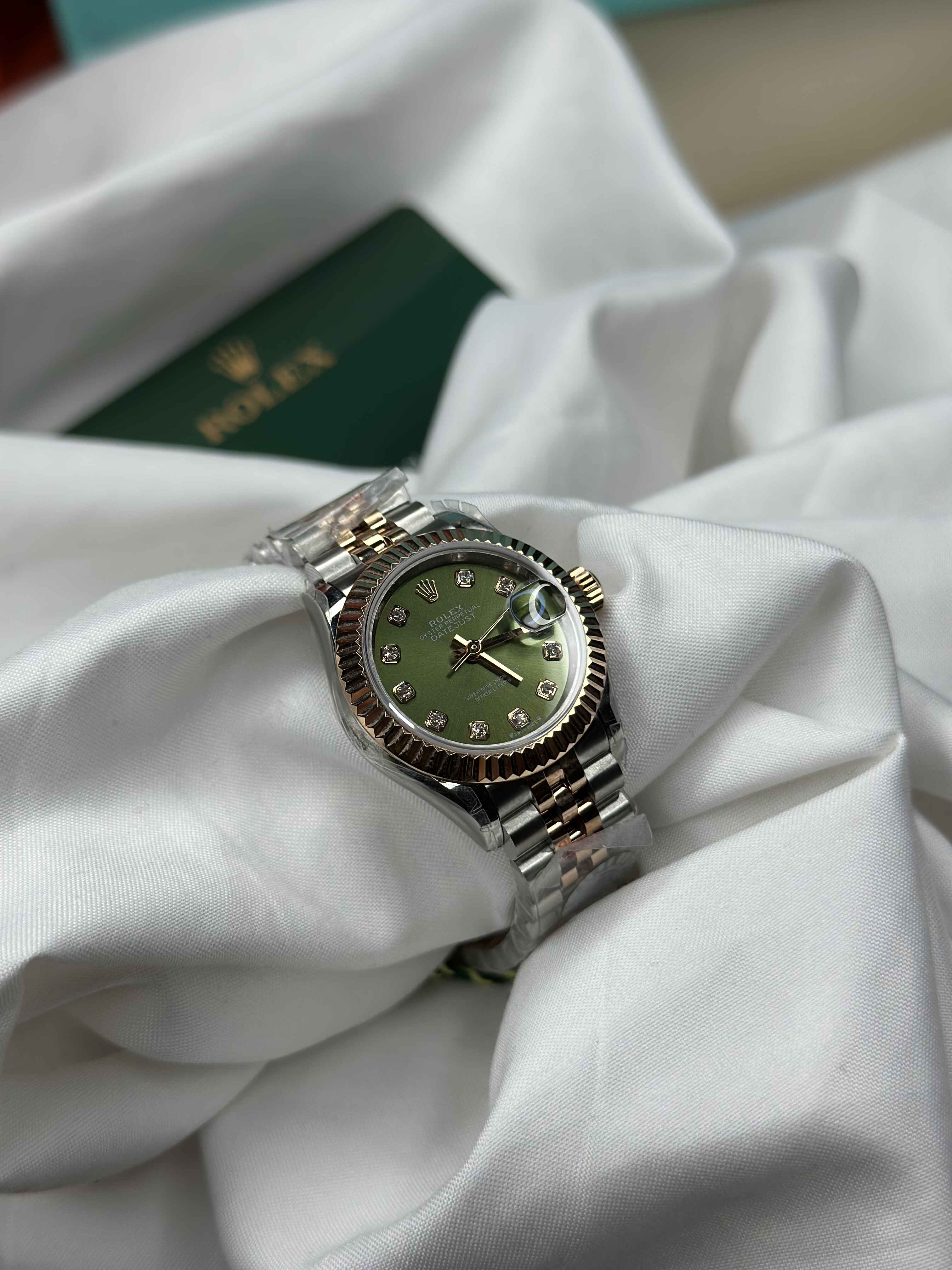 Rolex Lady Datejust 28mm – Two-Tone Gold & Silver Collection (Full Color Range)