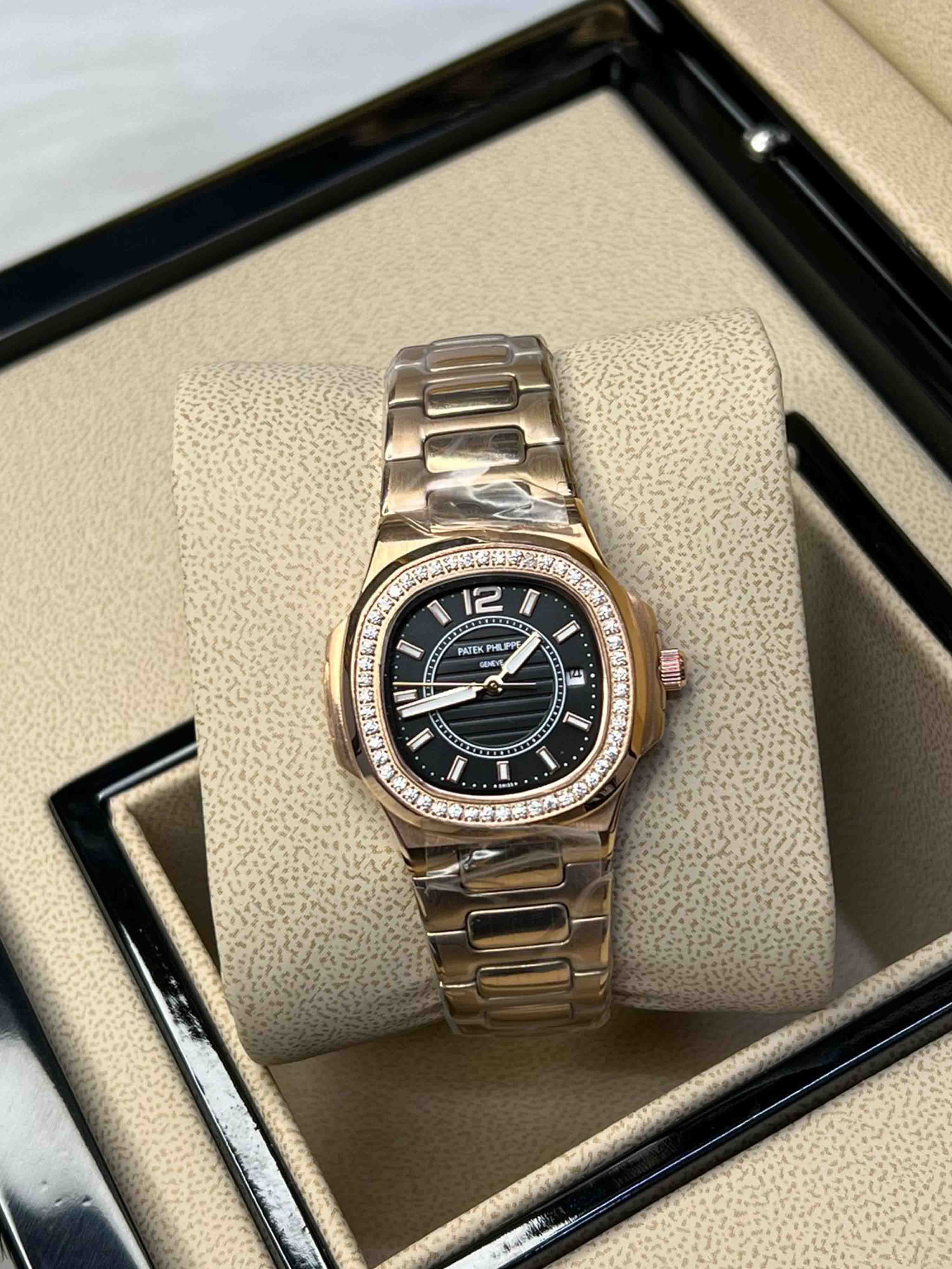 Patek Philippe Aquanaut Metal Bracelet Collection