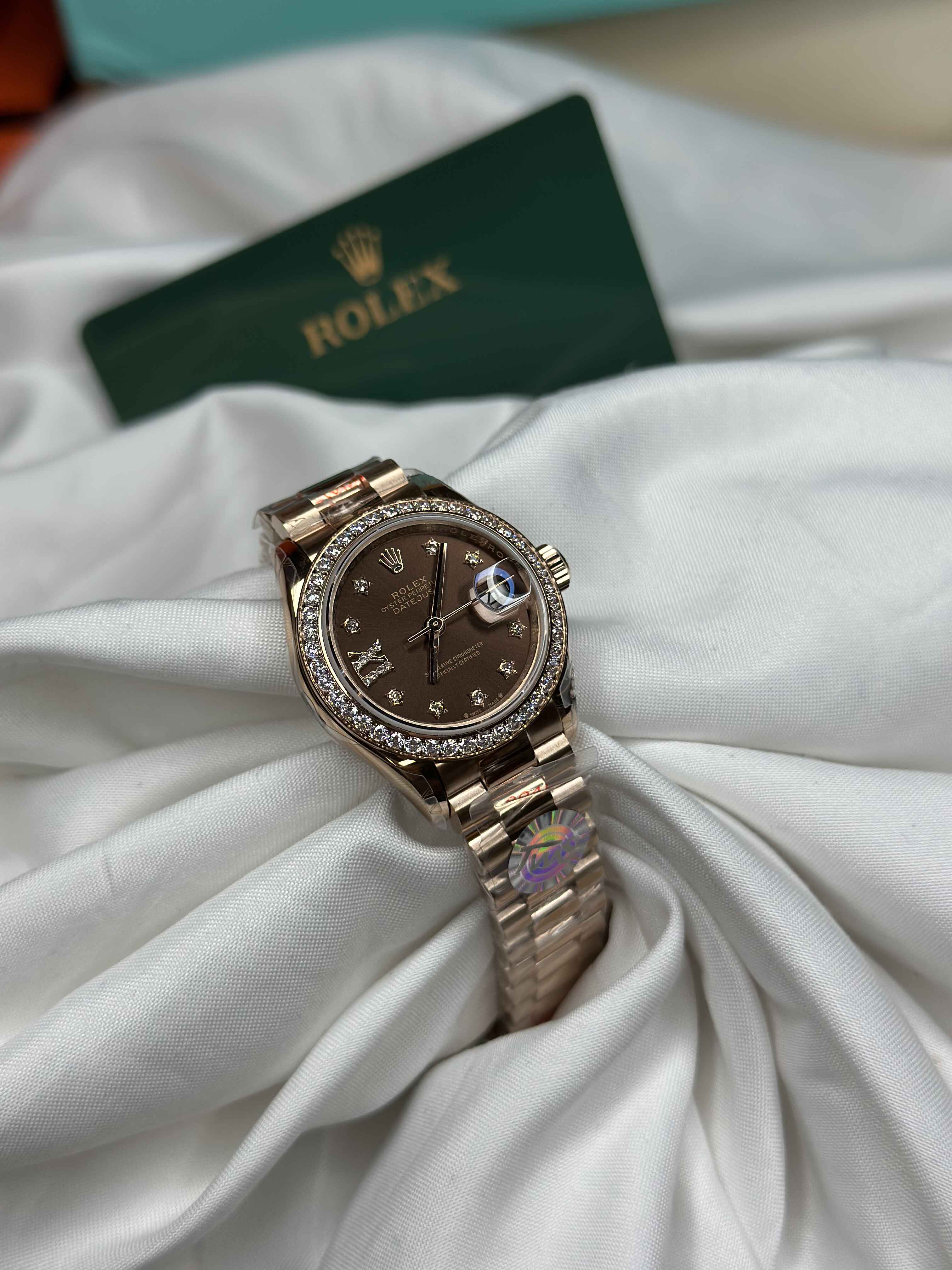 Rolex Lady Datejust 28mm – Rose Gold Collection (Colorful Dials Edition)