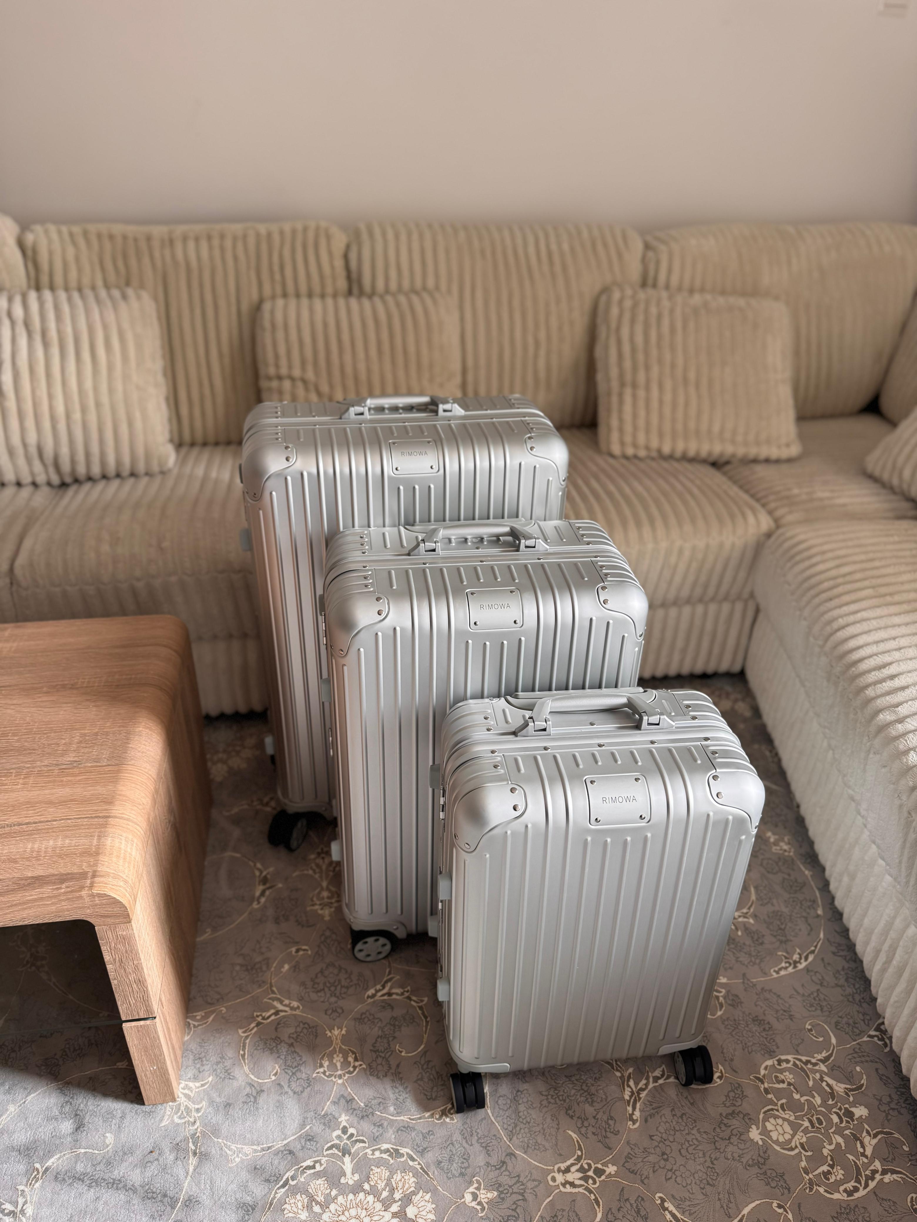 Rimowa Classic Cabin Carry-On Trolley Suitcase – Full Size Set