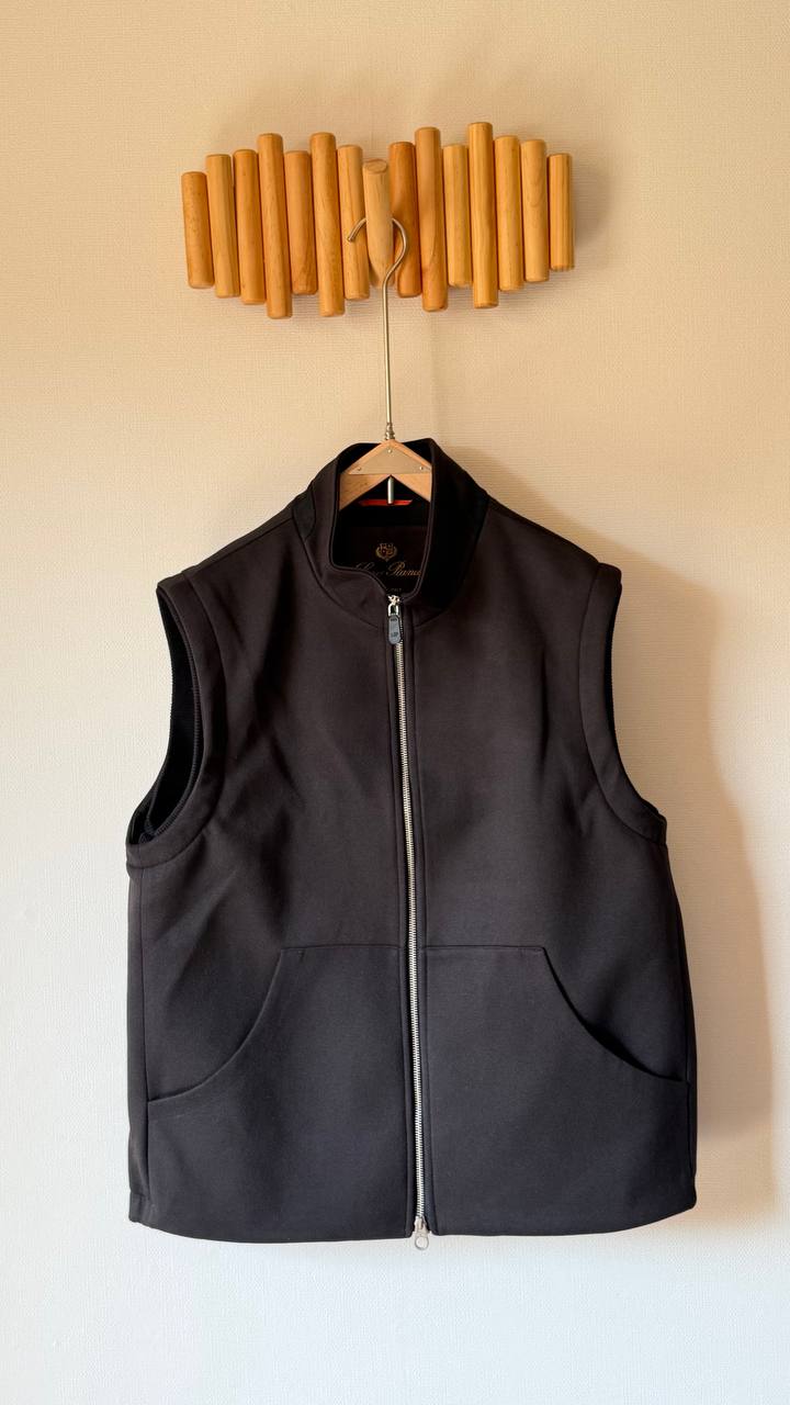 Loro Piana Men’s Sleeveless Soft Shell Vest – Black & Cream – Luxury Winter Layer