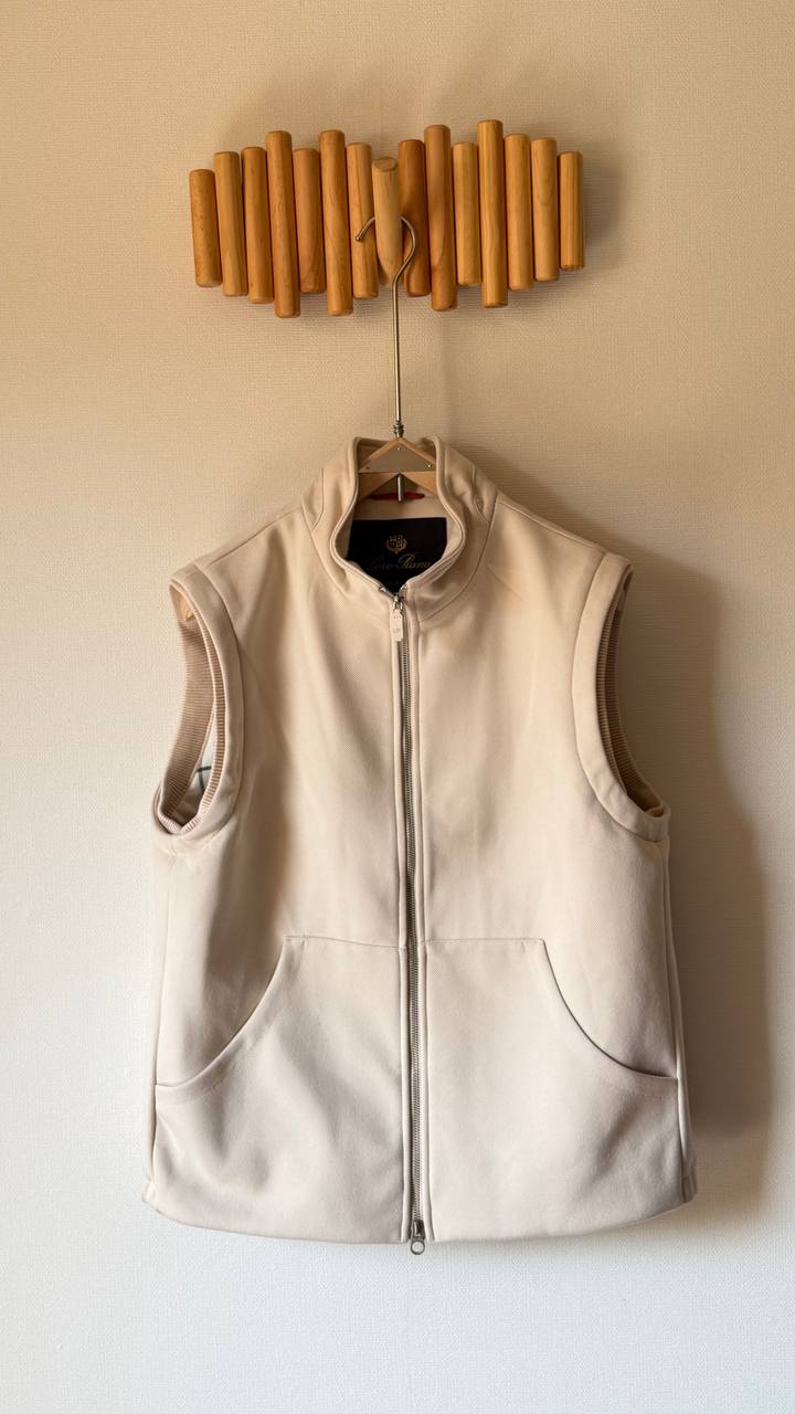 Loro Piana Men’s Sleeveless Soft Shell Vest – Black & Cream – Luxury Winter Layer