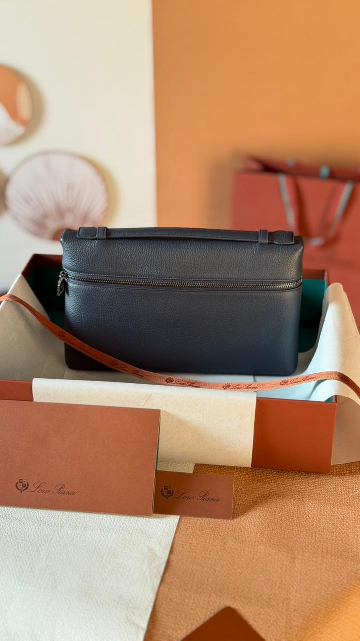 Loro Piana Extra Pouch L29 – Men’s Grained Calfskin Luxury Bag