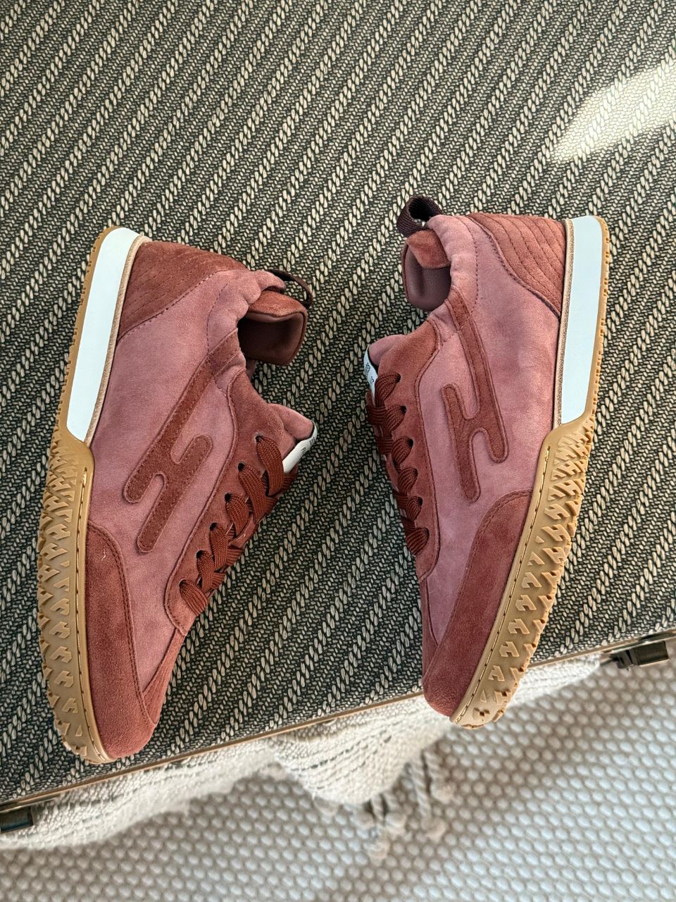 Hermès Jet Sneaker – Women’s Luxury Casual Shoes