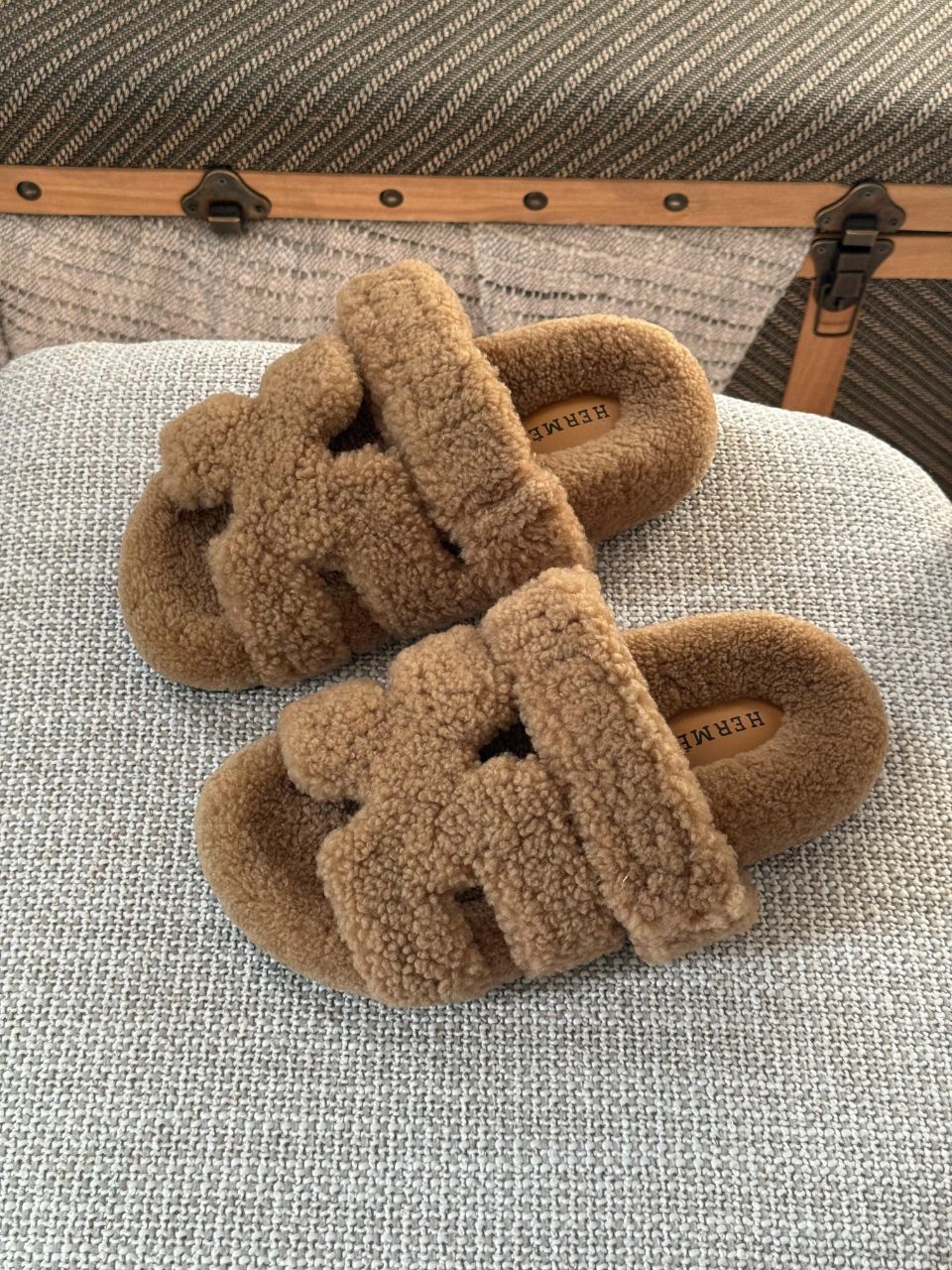 Hermes Chypre Shearling Sandals – Women’s Luxury Slides
