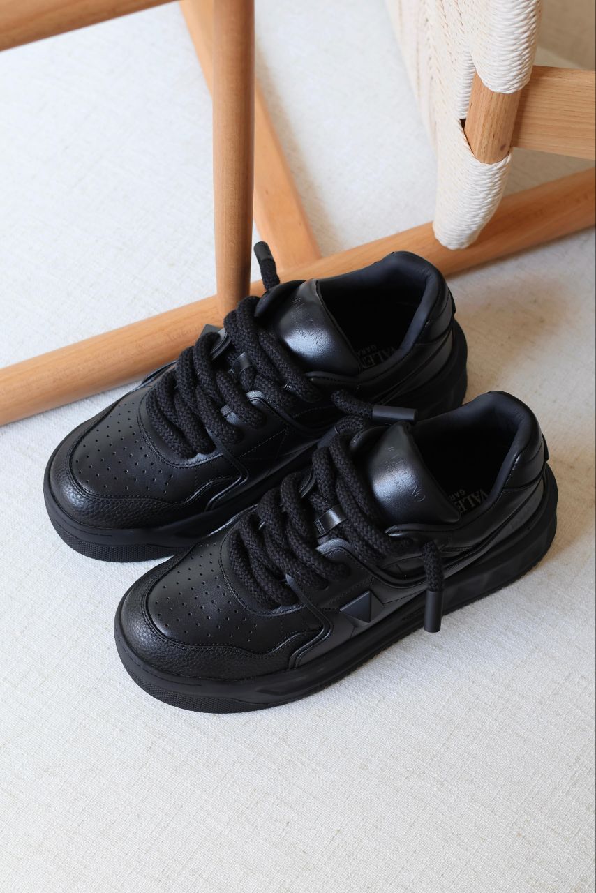 Valentino Garavani One Stud Low-Top Sneaker – Premium Edition