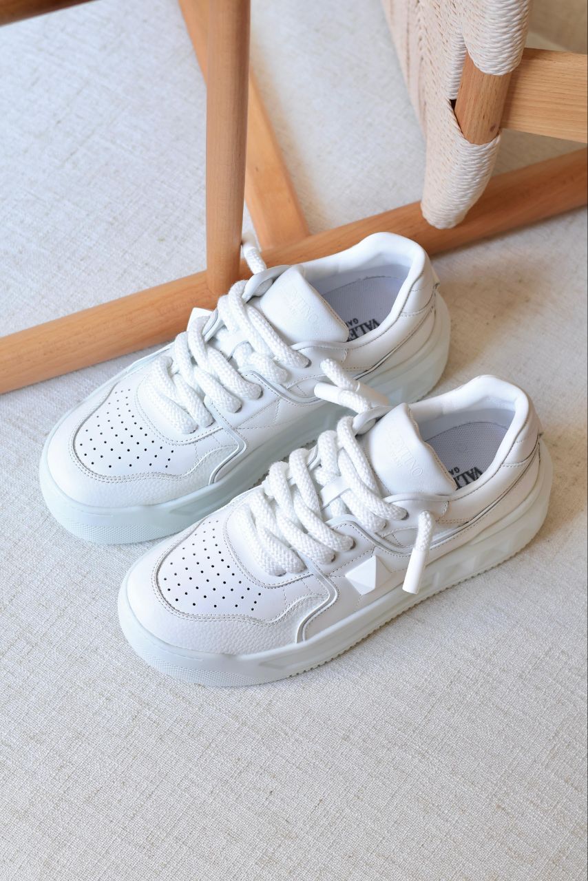 Valentino Garavani One Stud Low-Top Sneaker – Premium Edition