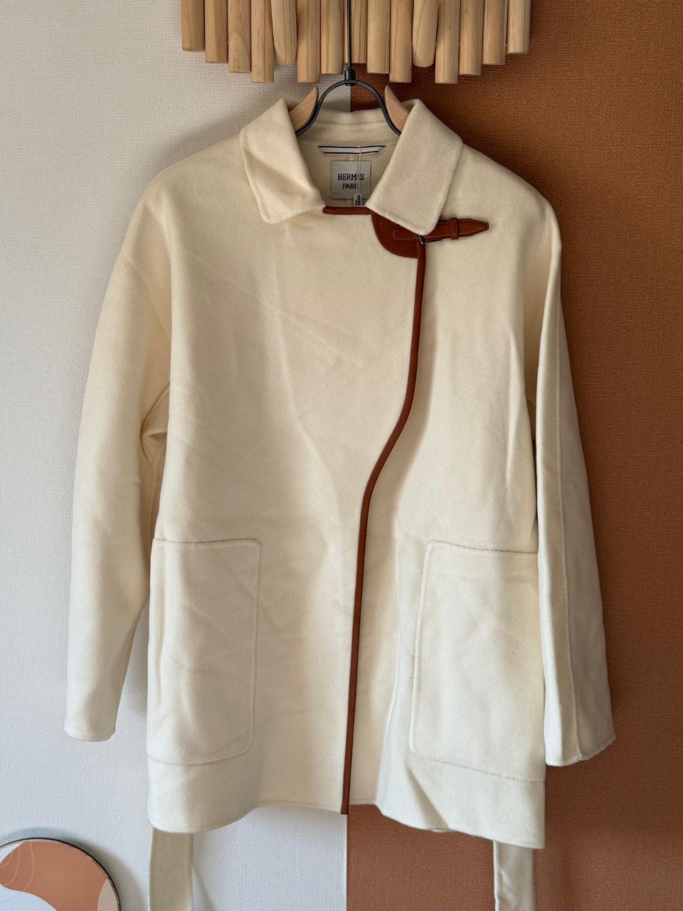 Hermès Minimal Wool Jacket with Leather Toggle Detail – Black & Ivory