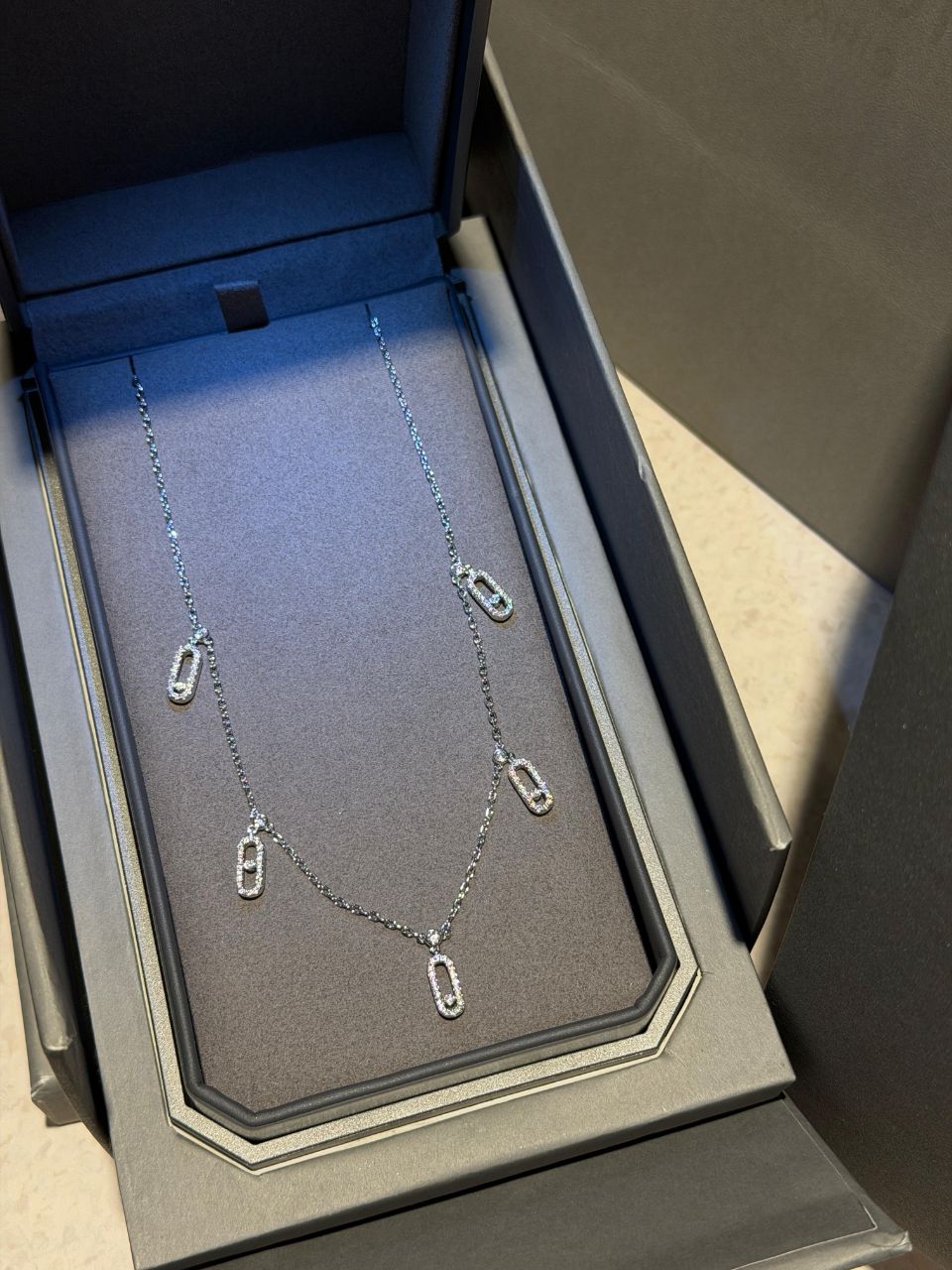 Messika Diamond Drop Necklace – Elegant Minimal Luxury Design