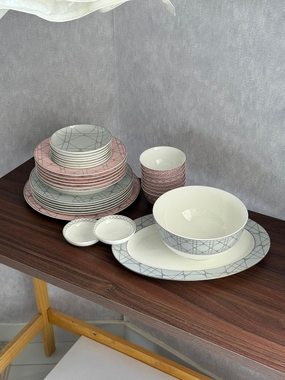 Dior Luxury Fine Porcelain Dinner Set with Soft Pink & Grey Geometric Design