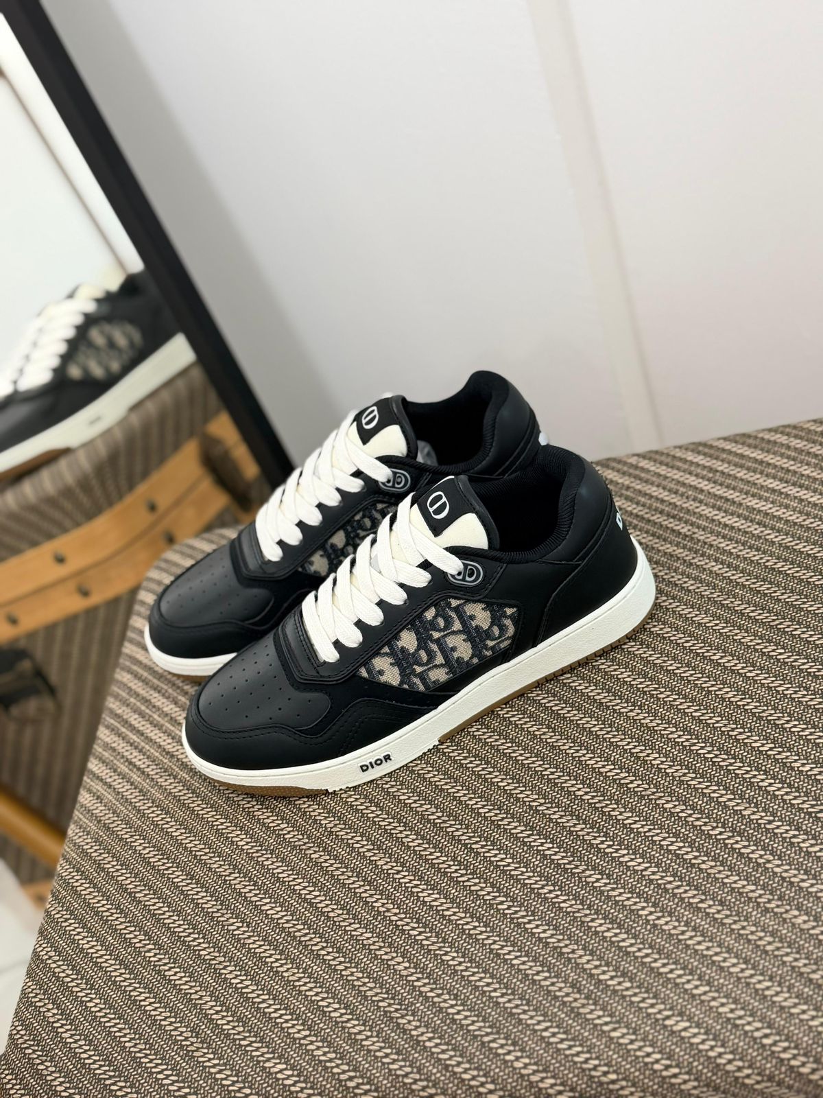 Dior B27 Low Top Sneakers