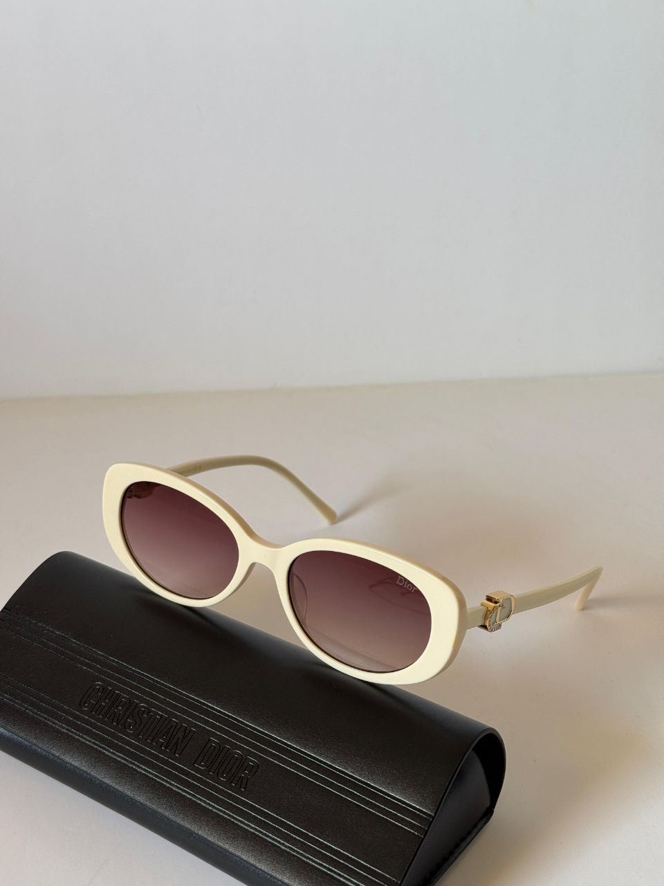 Dior CD Logo Oval Sunglasses with Sculpted Frame