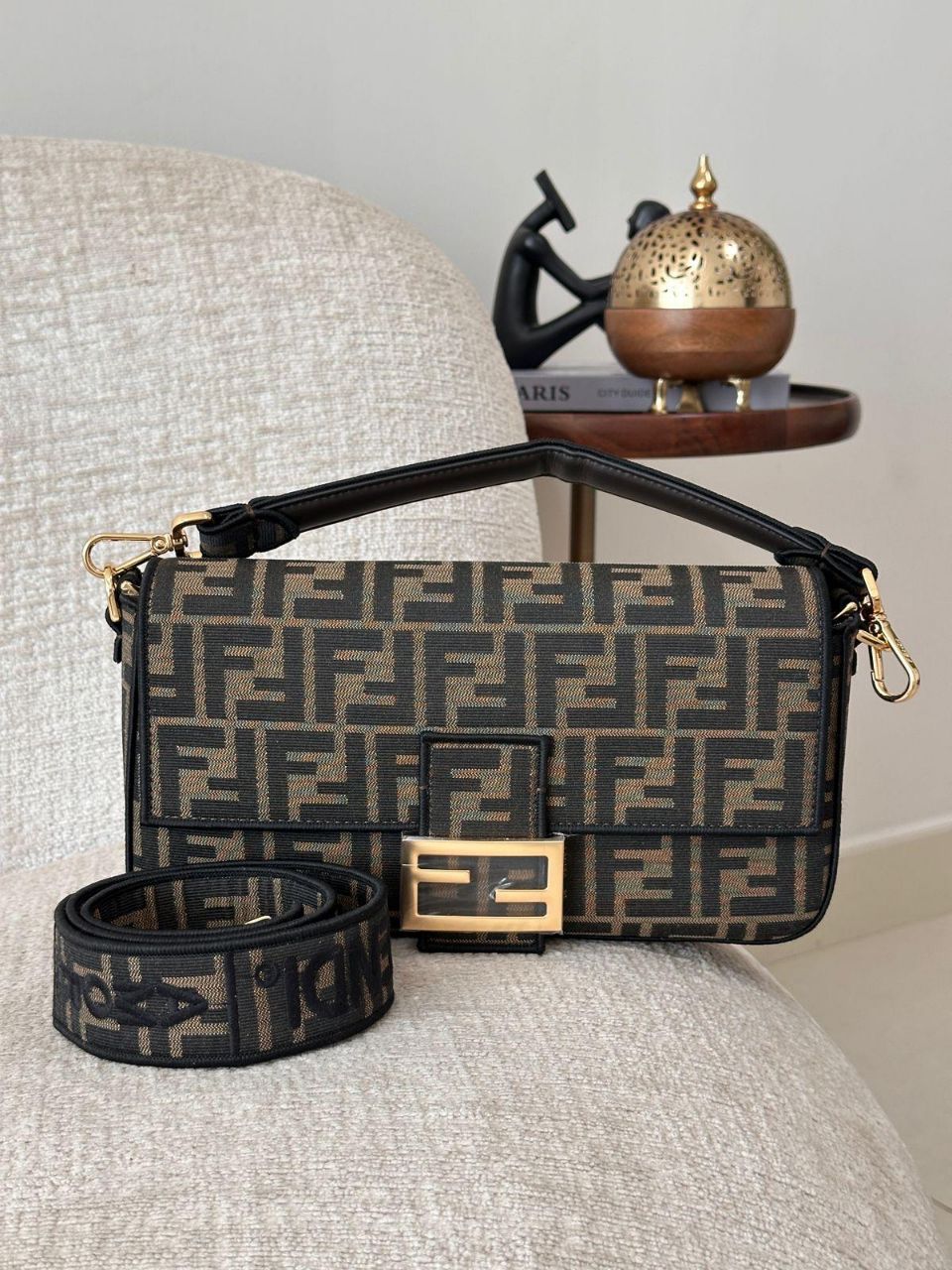 Fendi Baguette FF Pattern Shoulder Bag – Brown & Multicolor Edition