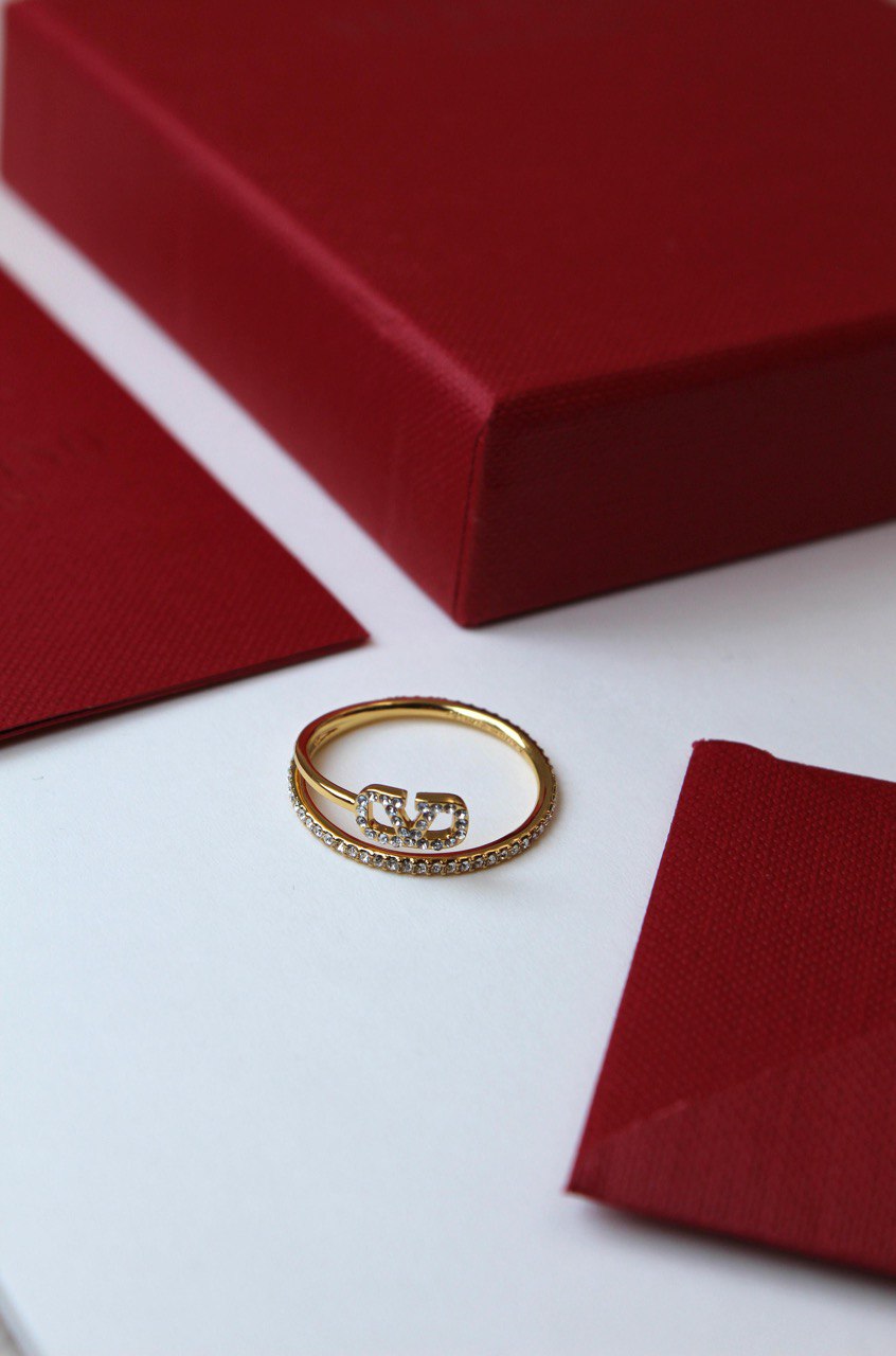 Valentino VLogo Signature Crystal & Pearl Rings Collection