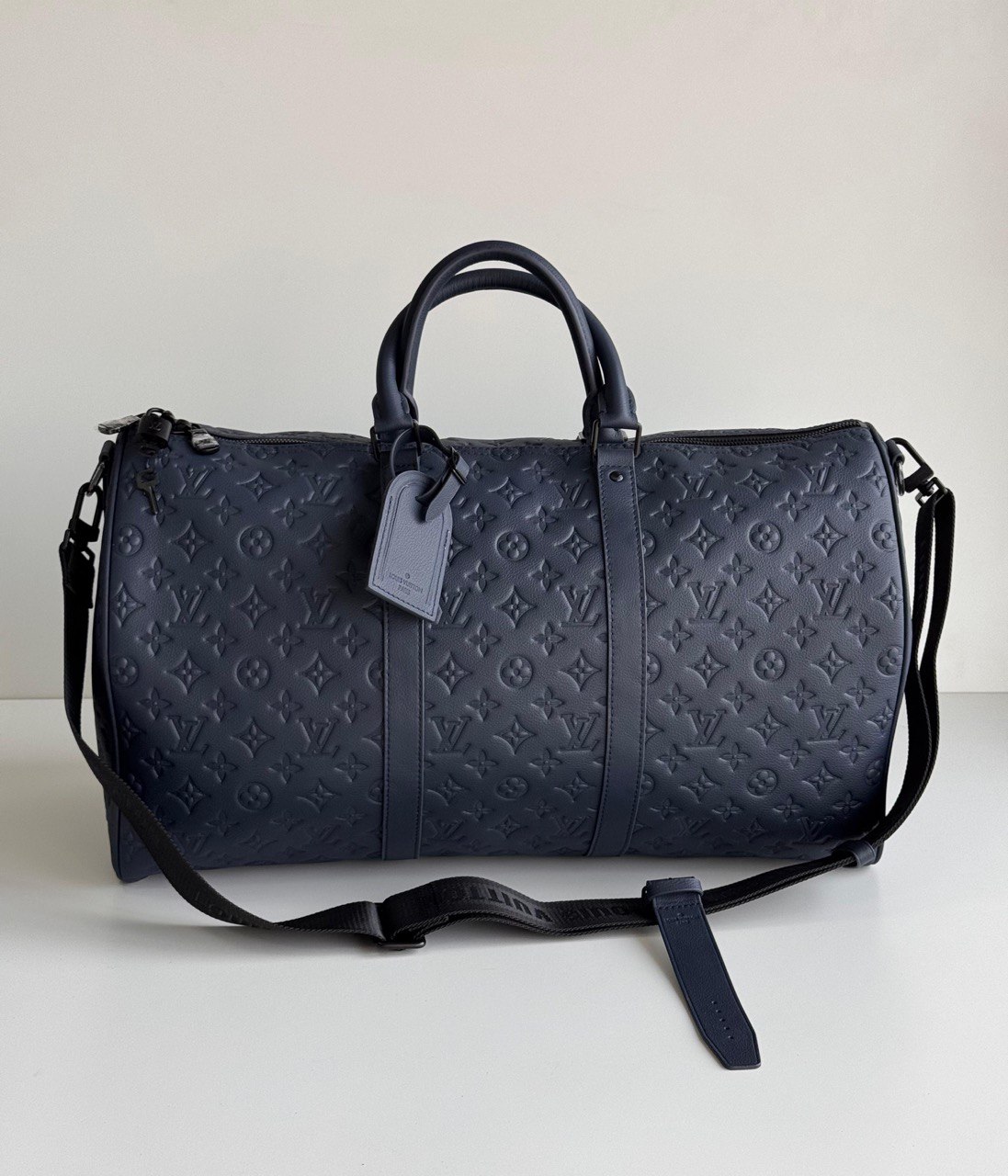 Louis Vuitton Keepall Bandoulière Luxury Travel Bag