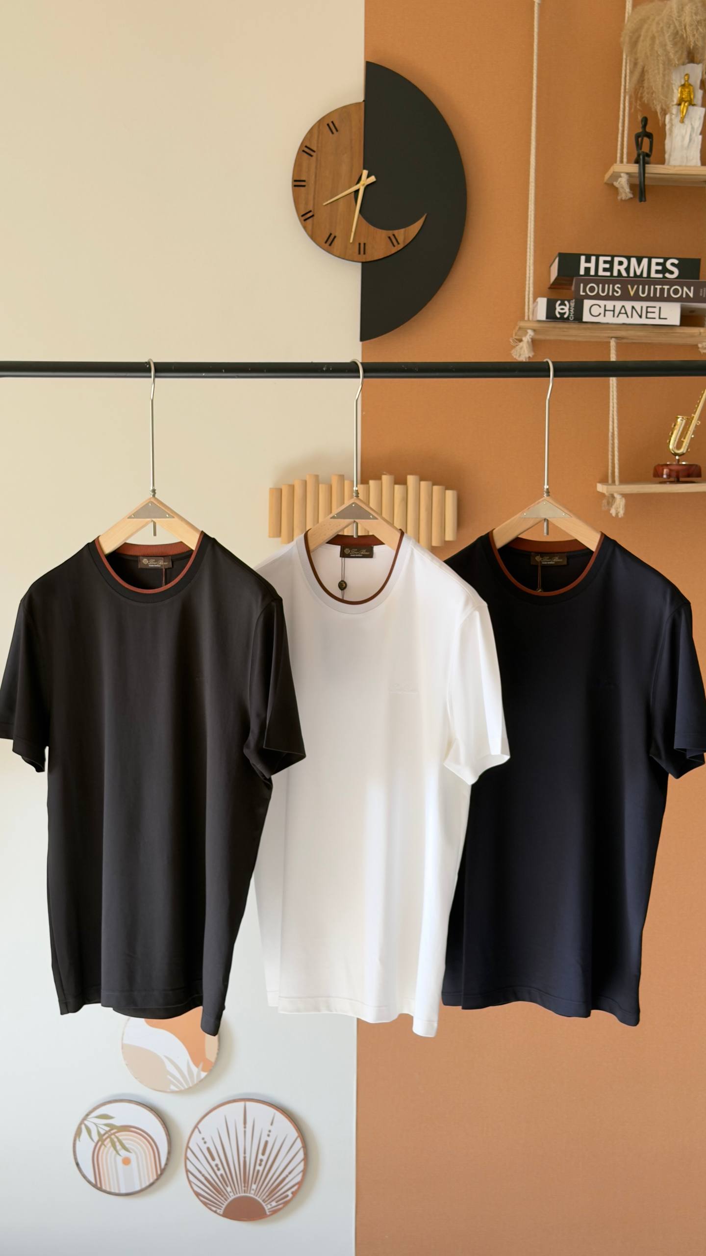 Loro Piana Luxury Soft-Touch Contrast Collar T-Shirt