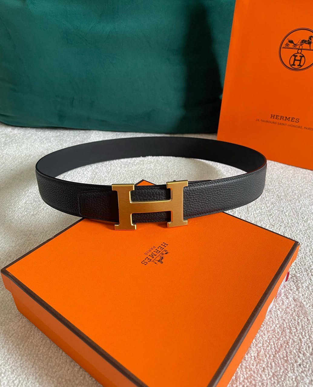 Hermès Reversible H Belt – Togo Leather Strap with Iconic H Buckle