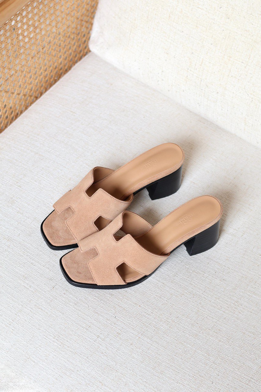 Hermès Helia 60 Sandal