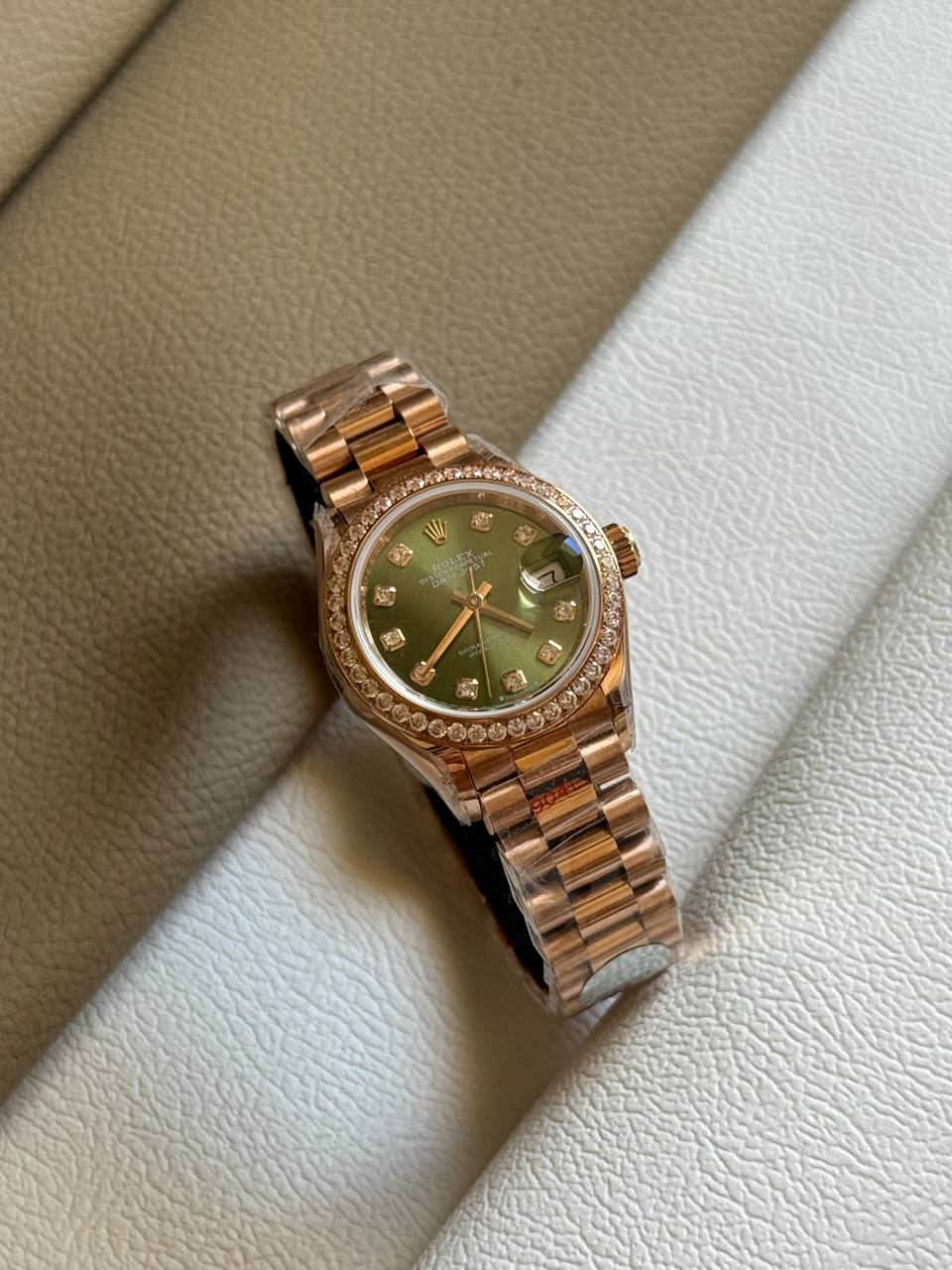 Rolex Lady Datejust 28 Jubilee Fluted Diamond Dial Watch