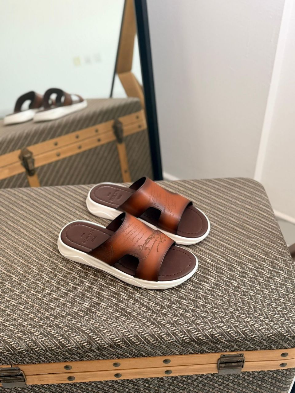Berluti Shadow Sandal Venezia Leather Premium Slide