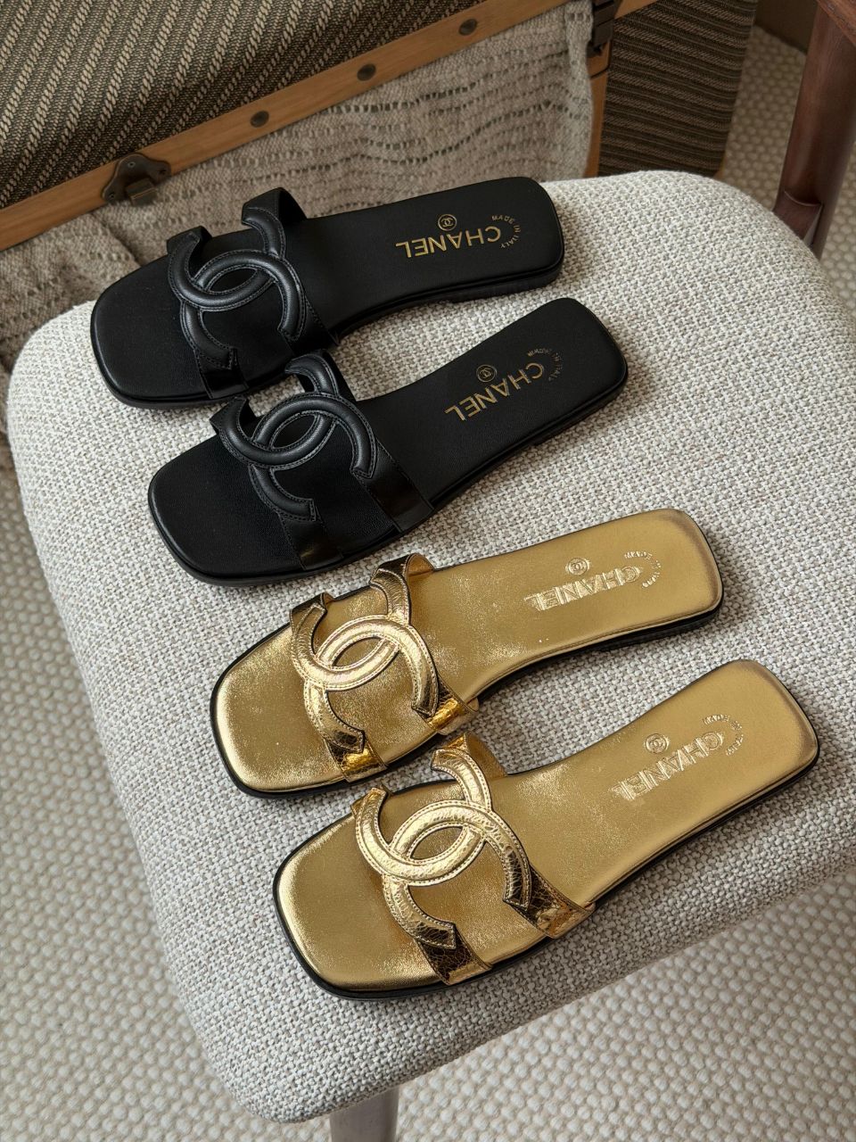 Chanel CC Logo Flat Mules Sandals 2026 Metallic Gold & Classic Black Edition